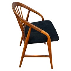Rare American Mid Century Modern solid Oak Spindle Back Armchair
