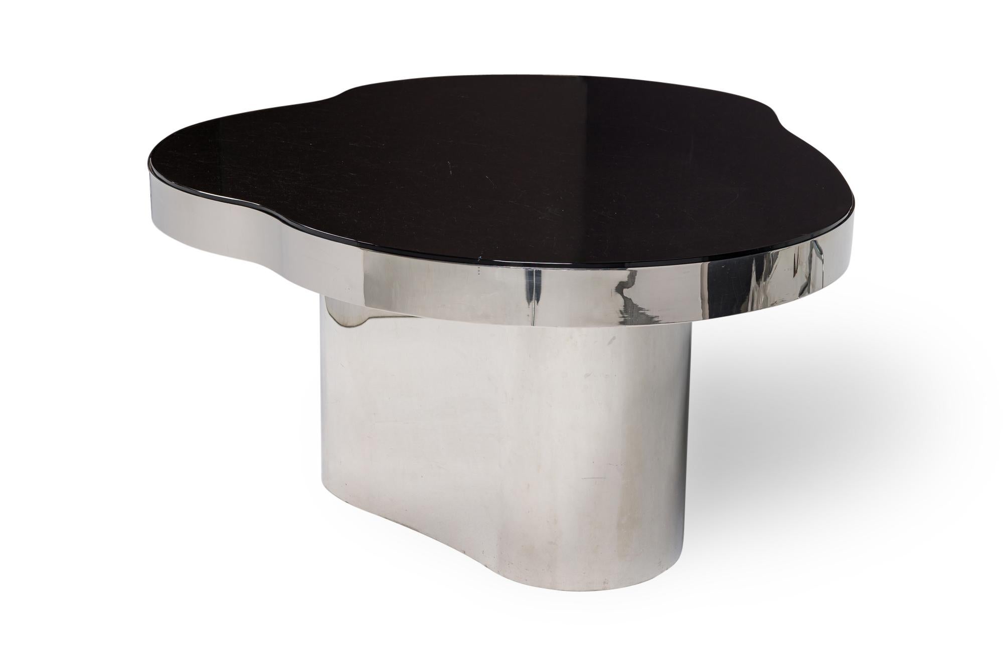 Mid-Century Modern Rare table centrale/table de cocktail moderne américaine en acier poli et verre Karl Springer en vente