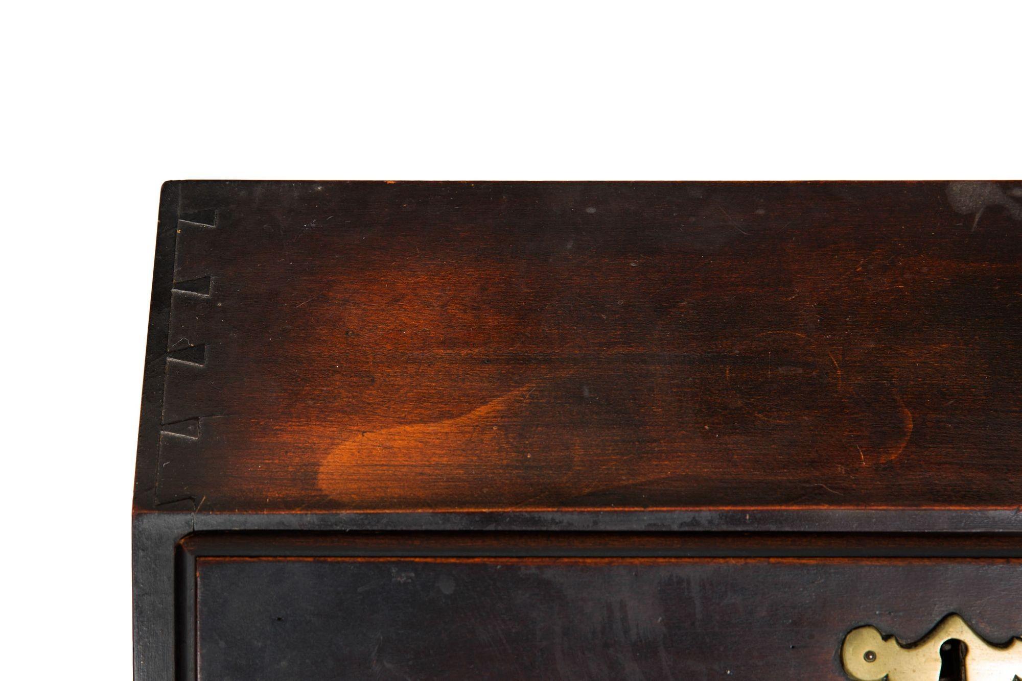Rare American Queen Anne Child’s Slant-Front Desk, New England ca. 1760 6