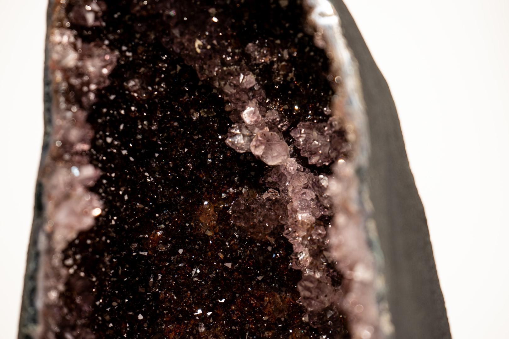 Geoda Catedral de Amatista con Rara Drusa Galaxia Negra 7