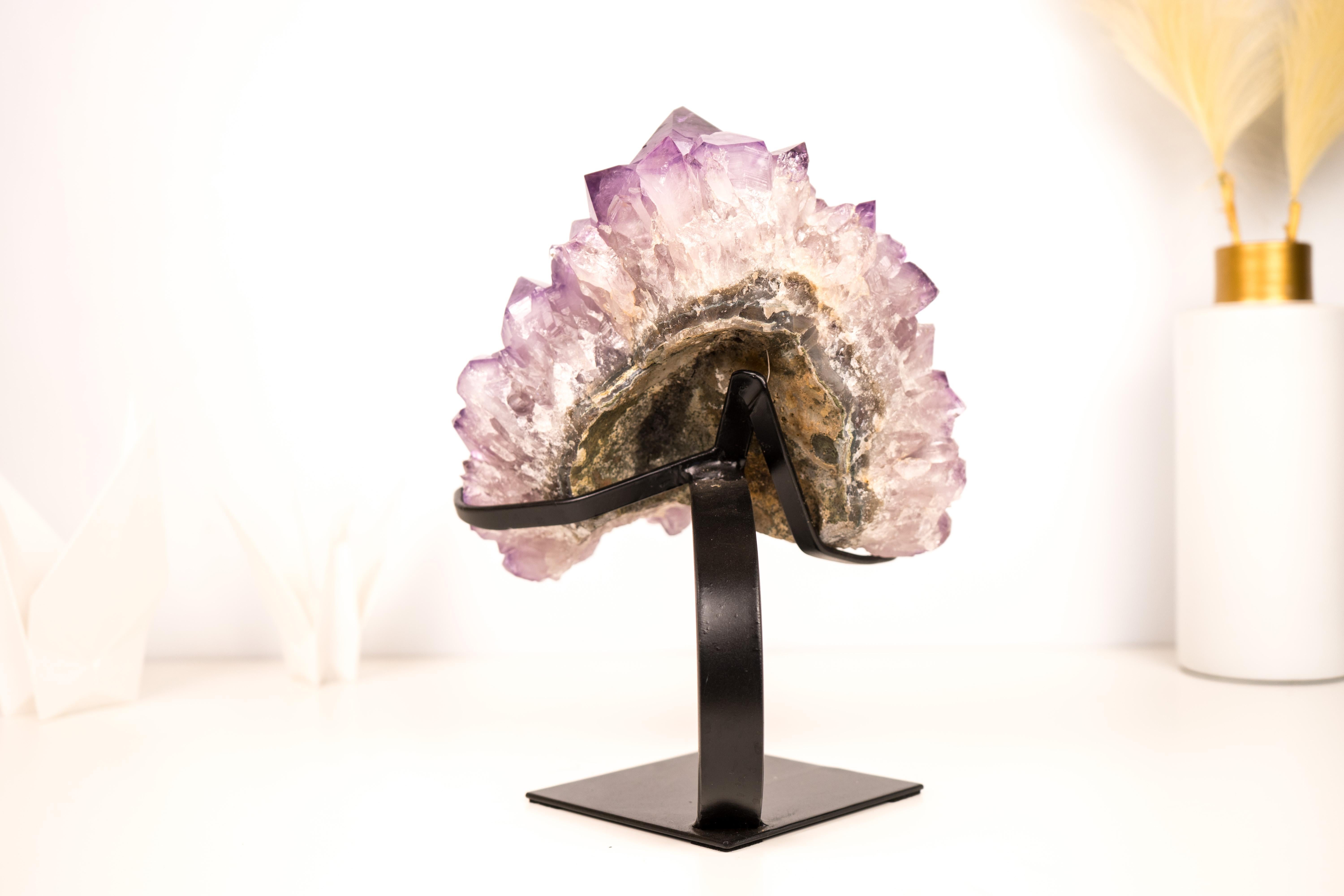 Seltener Amethyst-Blumen-Cluster mit großem, lavendelfarbenem und lila Amethyst im Zustand „Neu“ im Angebot in Ametista Do Sul, BR