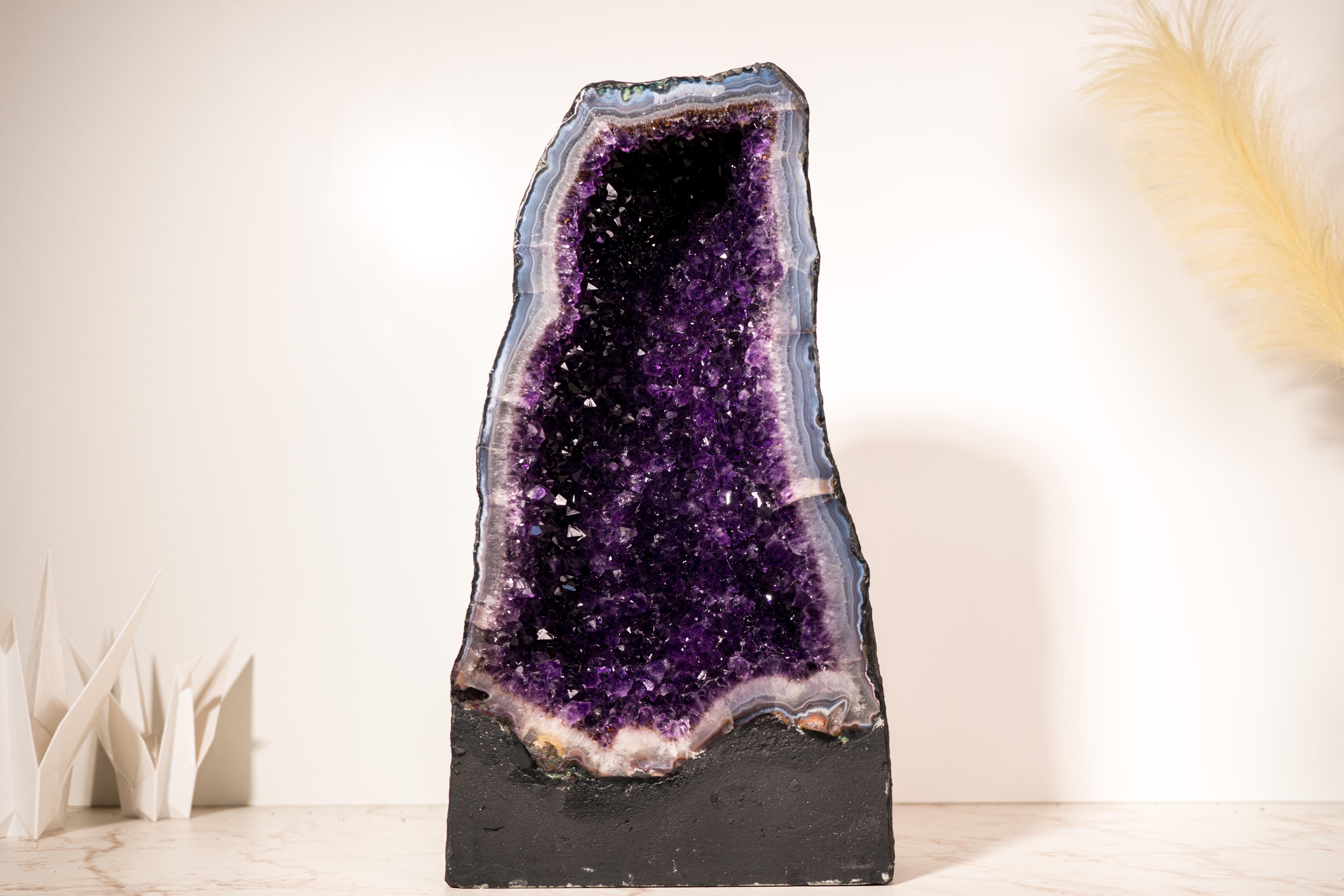 XXI secolo e contemporaneo Raro geode cattedrale di ametista in vendita