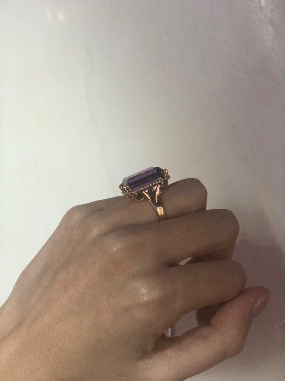 For Sale:  Rare Amethyst White Diamond Yellow Gold Ring 2