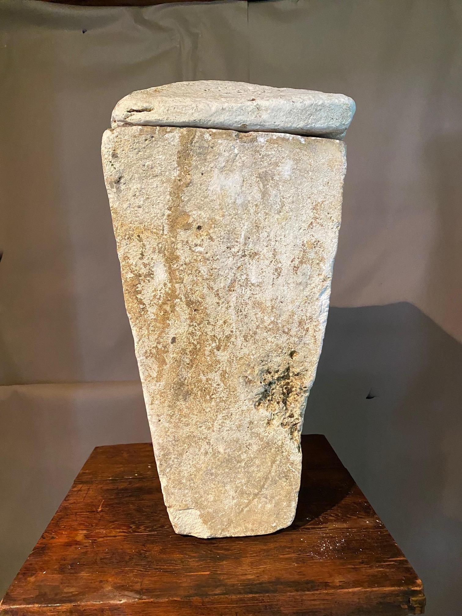 Rare Ancient Greek Limestone Lidded Vessel In Good Condition For Sale In Montreal, QC