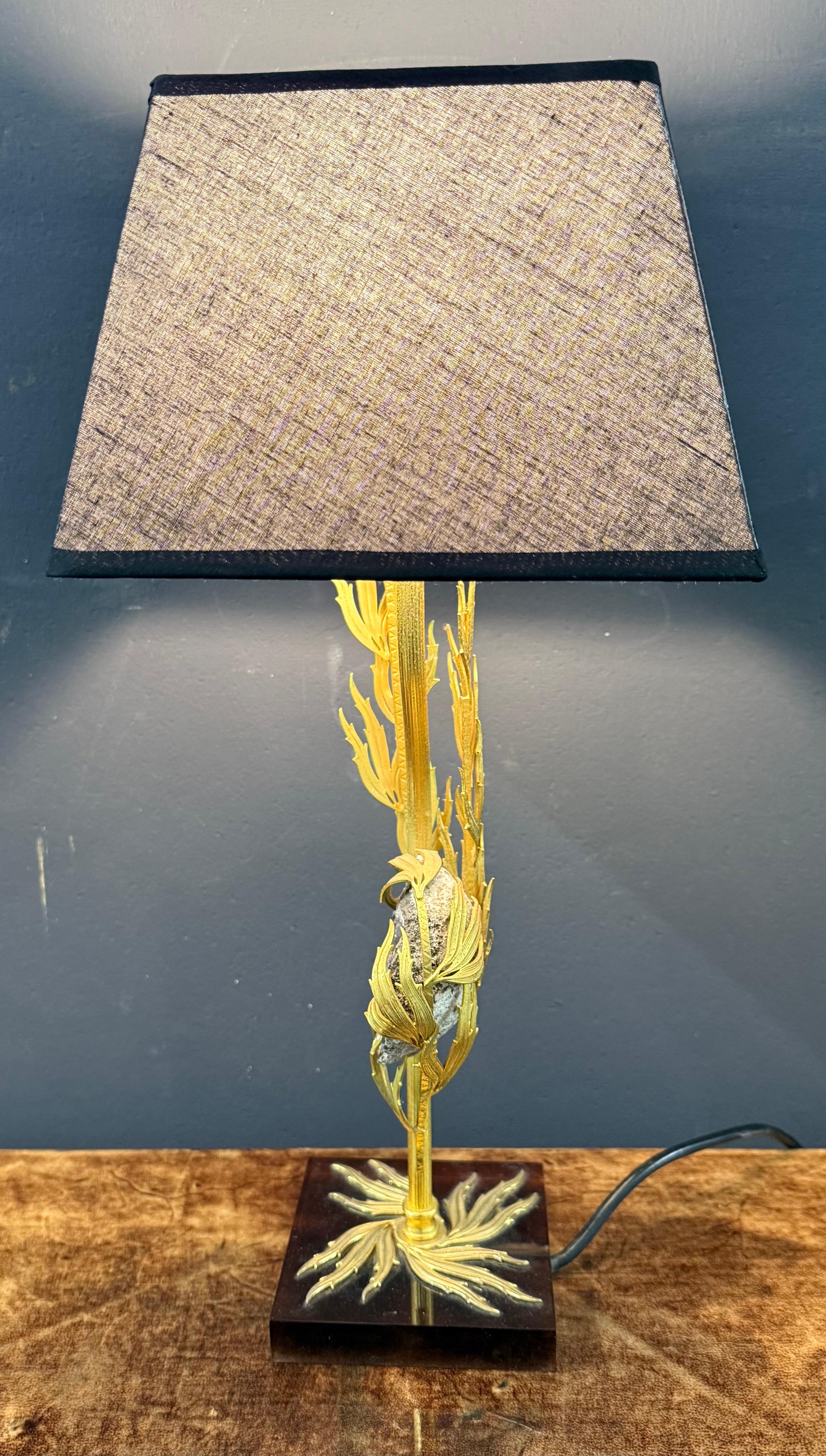 rare et étonnante lampe en agate Willy Daro 