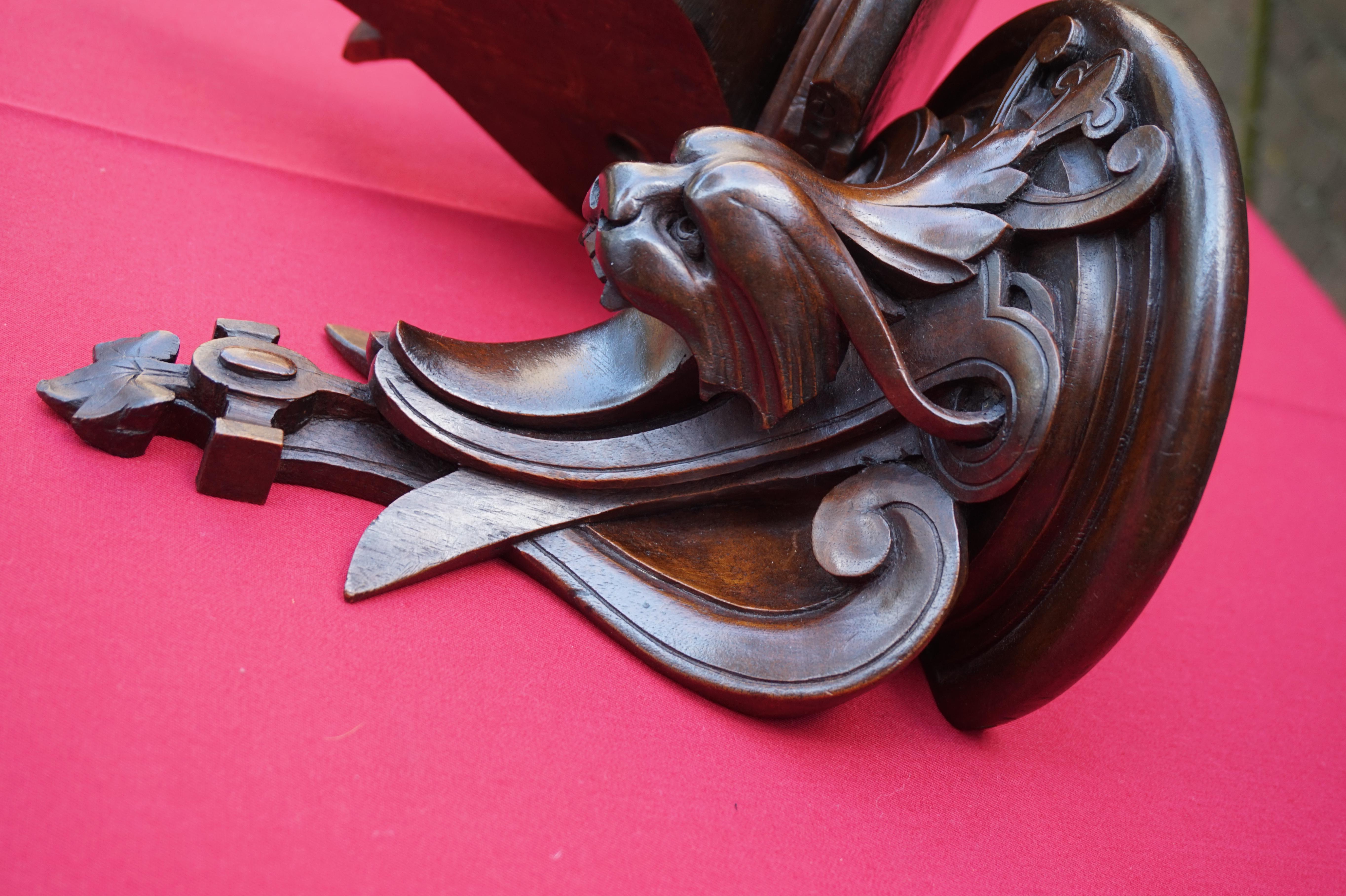 Rare and Antique Pair of Hand Carved Renaissance Revival Grotesque Wall Brackets For Sale 2