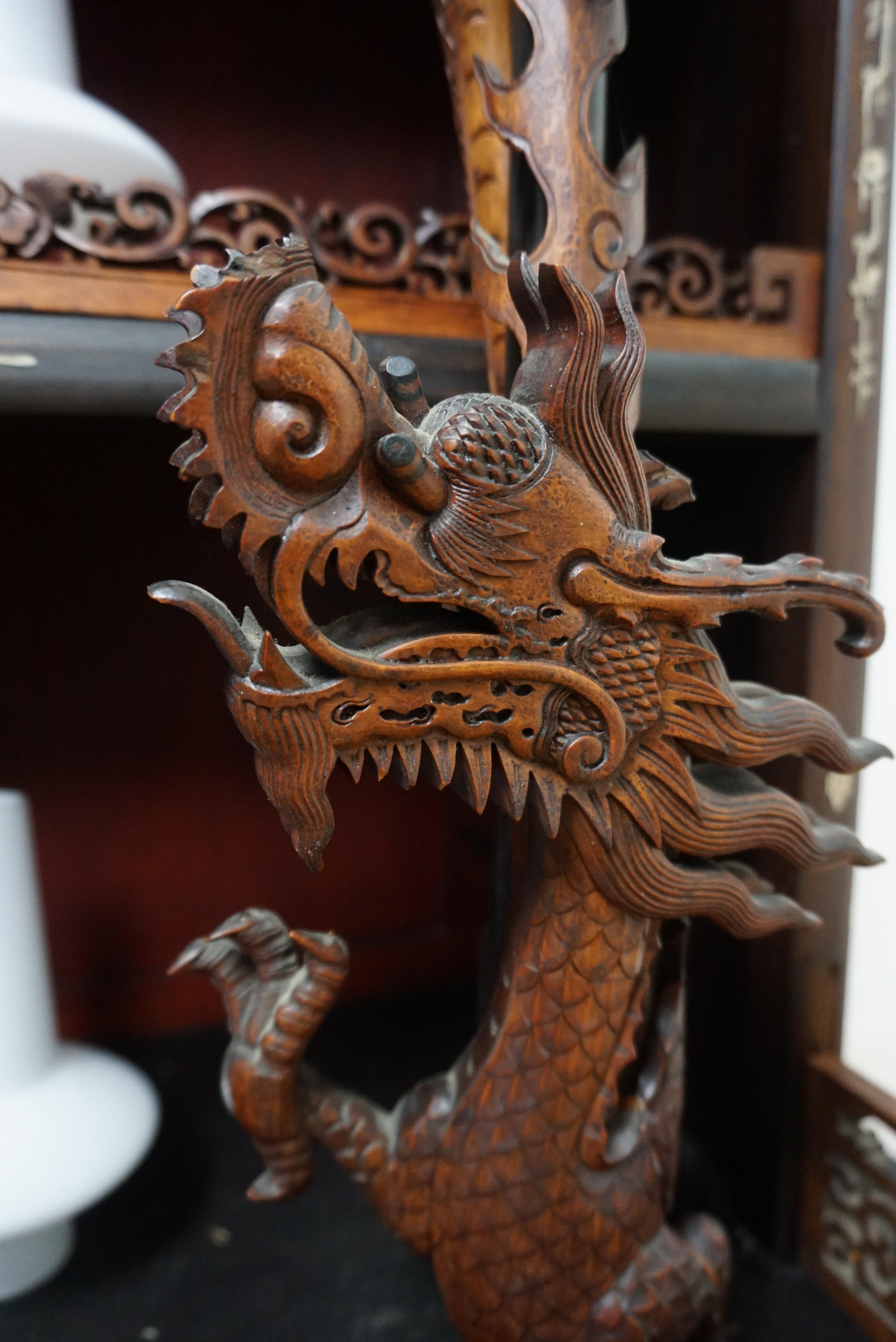 Rare et magnifique vitrine architecturale en Pagode, Chine en vente 6