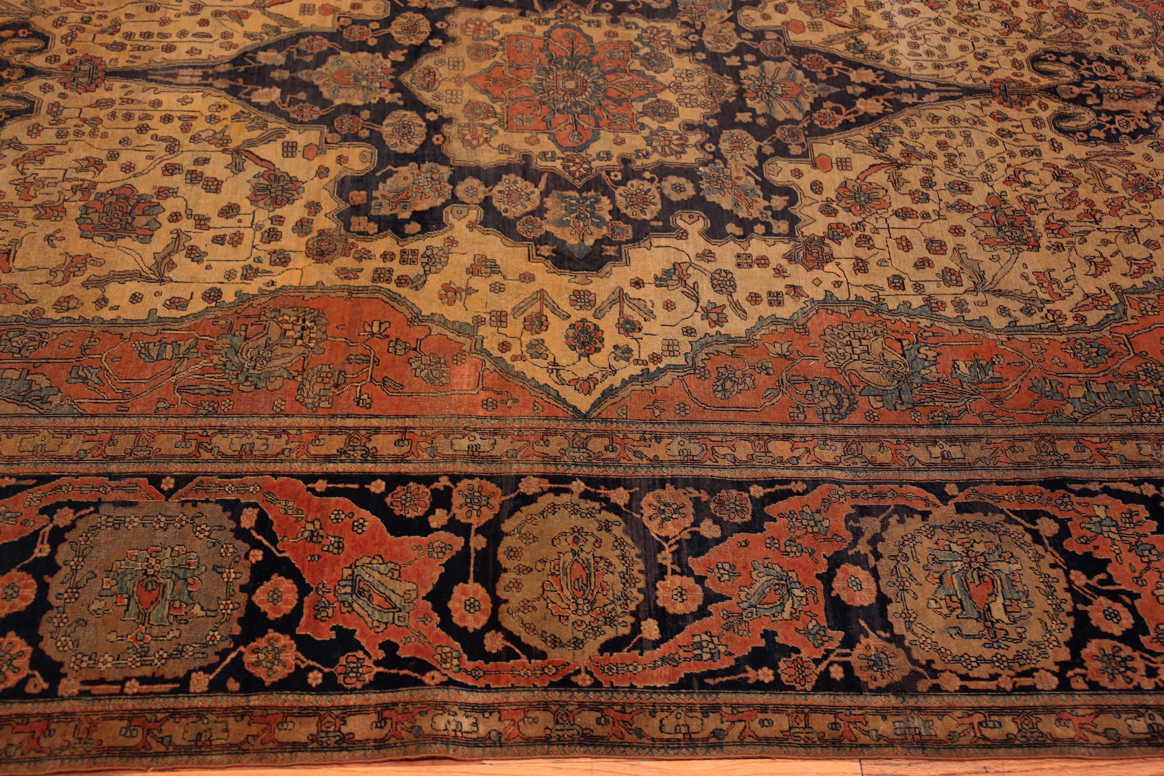Seltener und schöner antiker persischer Kashan Mohtasham-Teppich mit feinem Gewebe 7' x 10' (Handgeknüpft) im Angebot