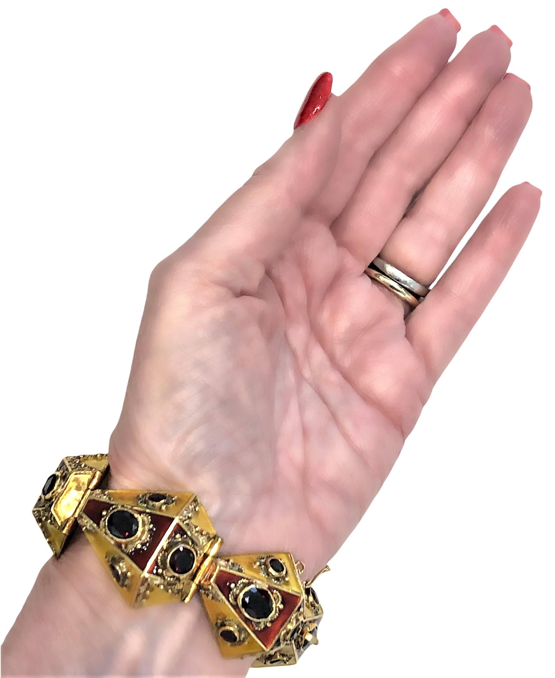 Rare and Beautiful Italian, 18k, Enamel and Garnet Etruscan Revival Bracelet For Sale 6