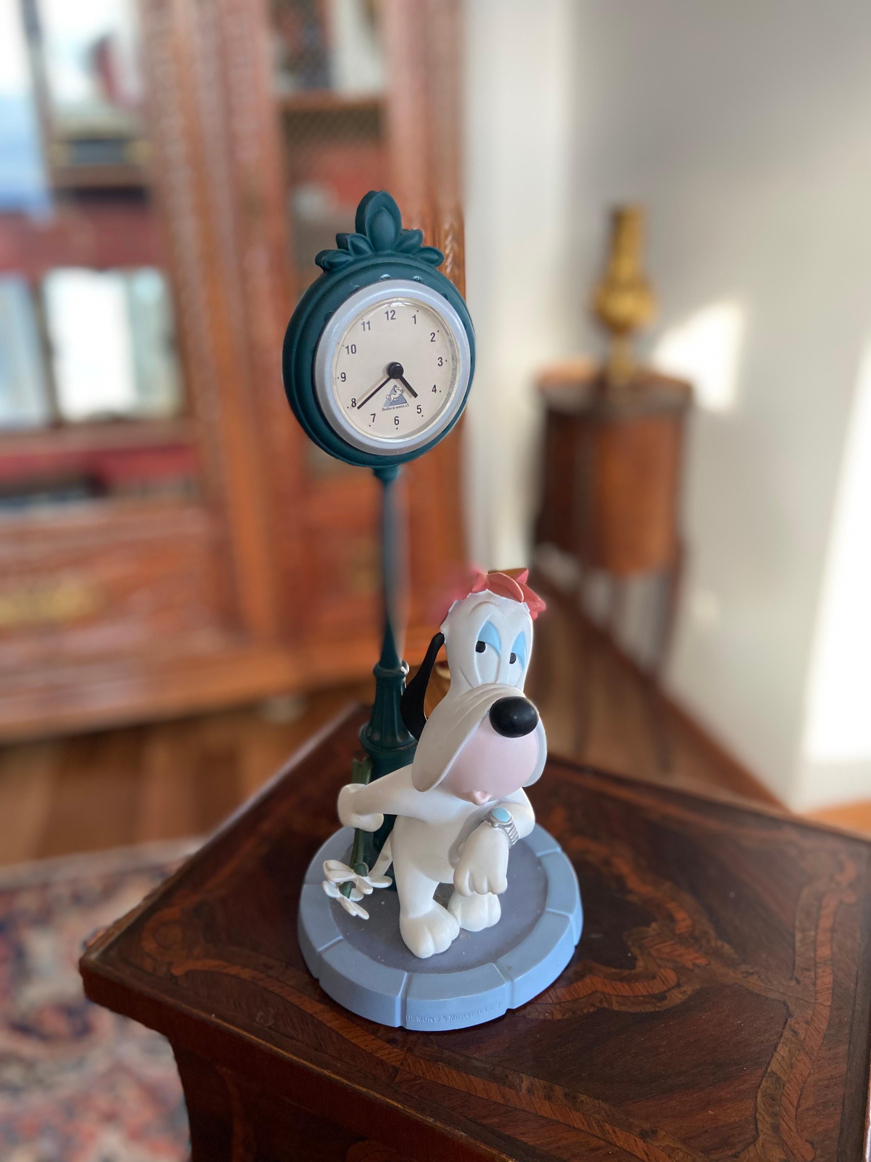 Rare and Collectable Droopy by the Clock by Demons & Merveilles Figurine Statue In Good Condition For Sale In Sofia, BG