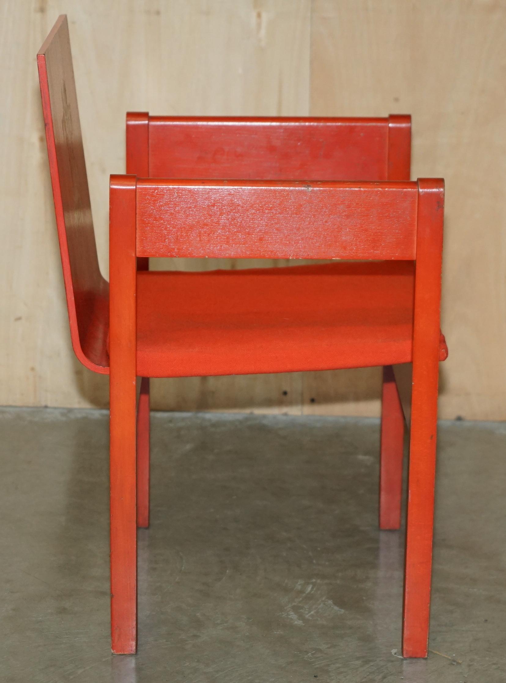 RARE AND COLLECTABLE ViNTAGE 1969 PRINCE CHARLES INVESTITURE ARMCHAIR For Sale 4