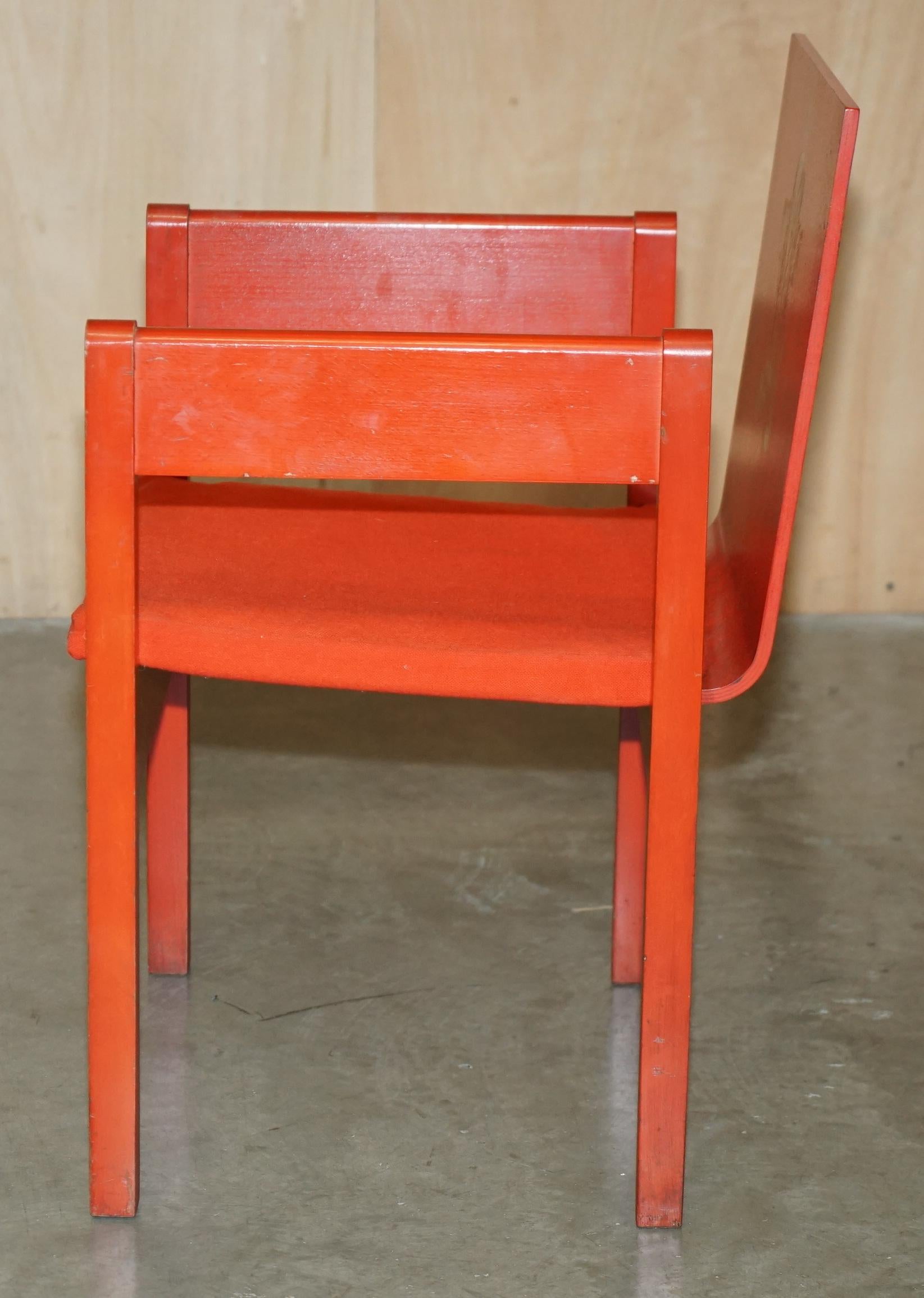 RARE AND COLLECTABLE ViNTAGE 1969 PRINCE CHARLES INVESTITURE ARMCHAIR For Sale 6