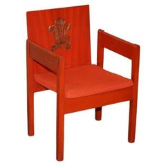 RARE AND COLLECTable ViNTAGE 1969 PRINCE CHARLES INVESTITURE ARMCHAIR