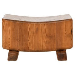 Seltener und kompakter Hocker aus Kiefer, 1950er Jahre