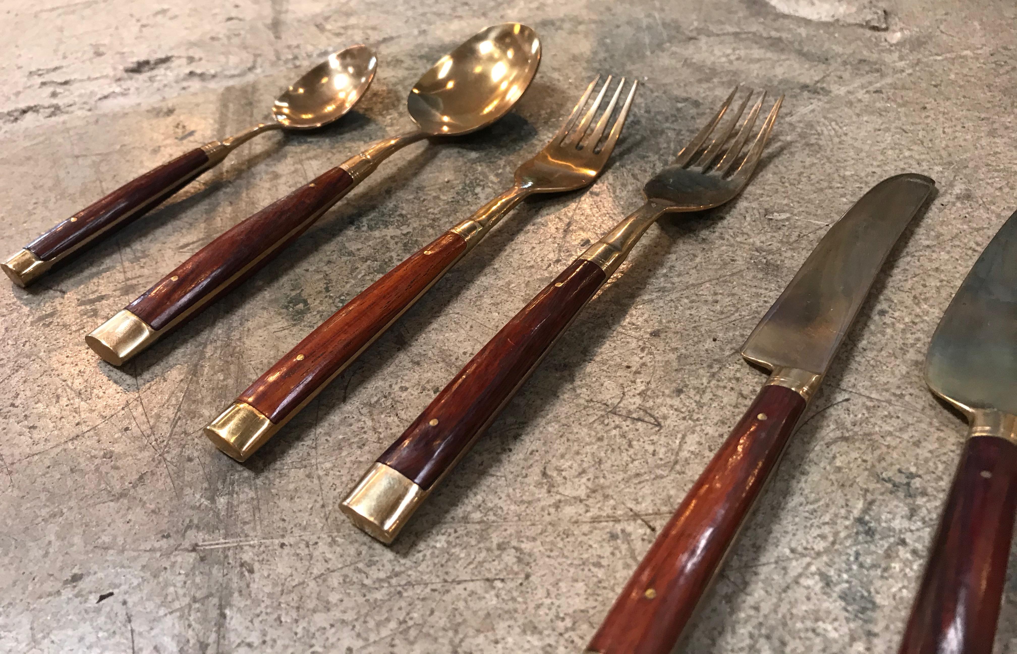 Italian Rare and Complete Tableware Set of 36 Pz in Brass and Wood, Italy, 1950s