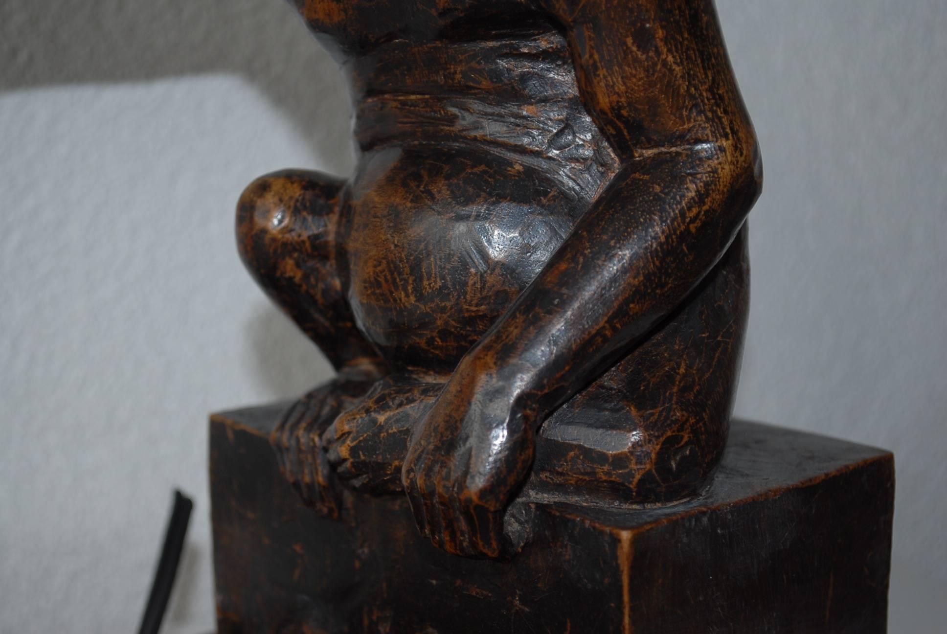 Rare and Decorative Carved Chimp, Monkey Wooden Table or Desk Lamp Early 1900 7