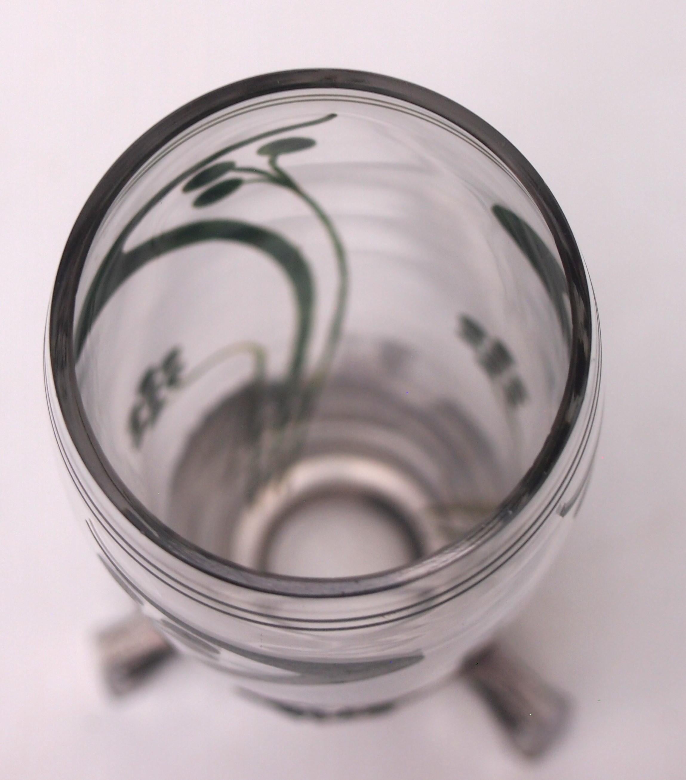 Raro y documentado jarrón de metal y cristal esmaltado firmado WMF Art Nouveau c1900 en venta 3