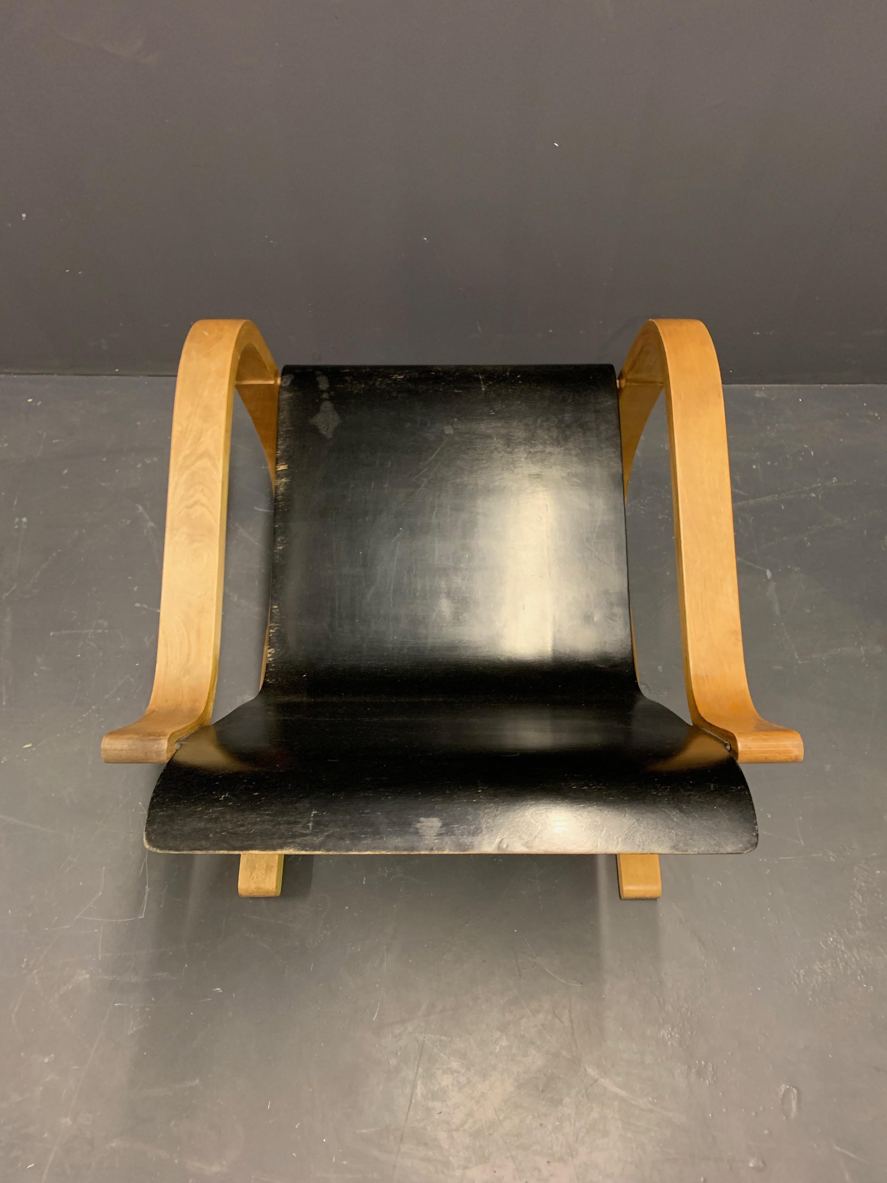 Mid-20th Century Rare and Early Alvar Aalto No.31 Chair, circa 1930
