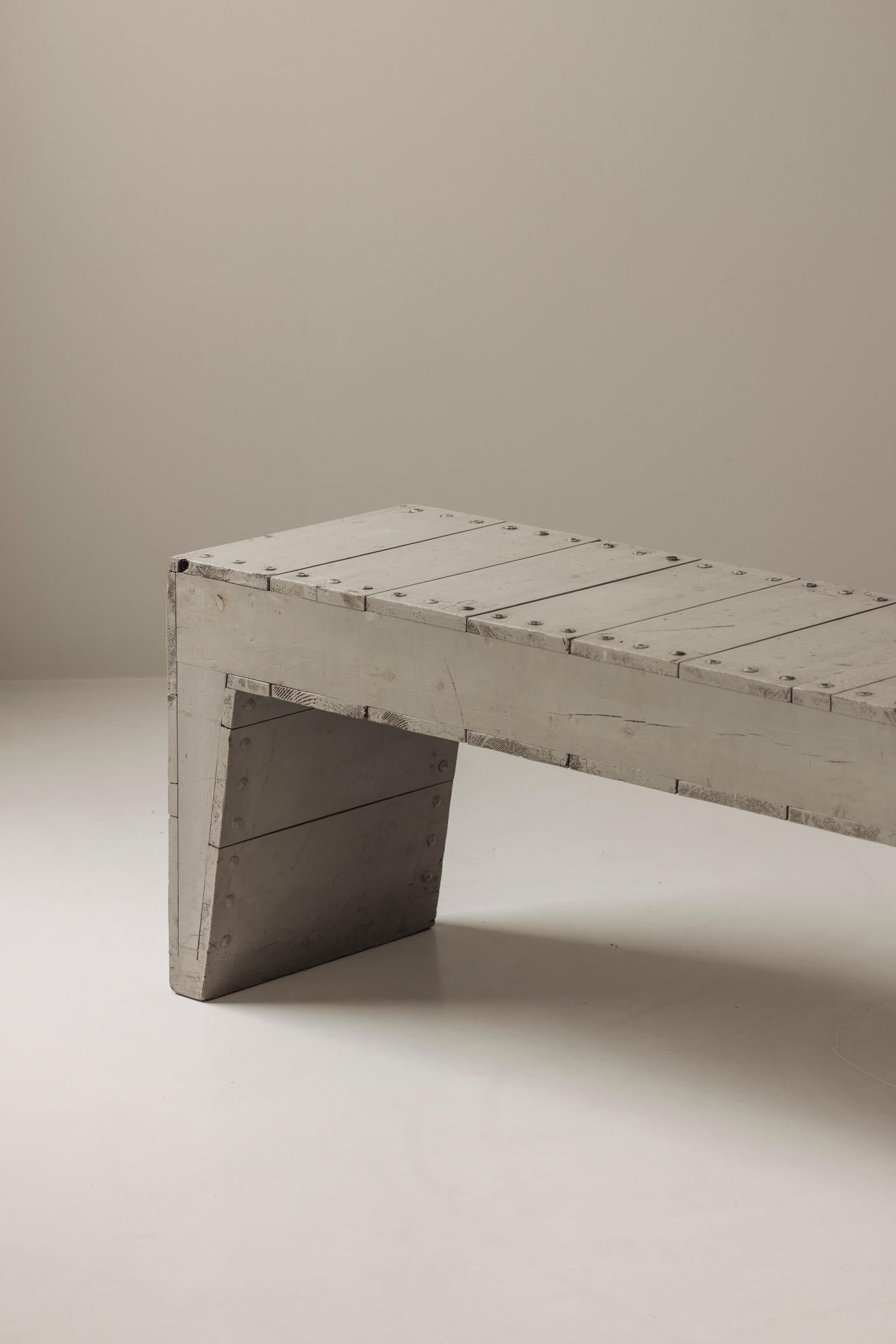 Rare and early Bossche School bench by Dom Hans van der Laan, 1970s. (Niederländisch) im Angebot