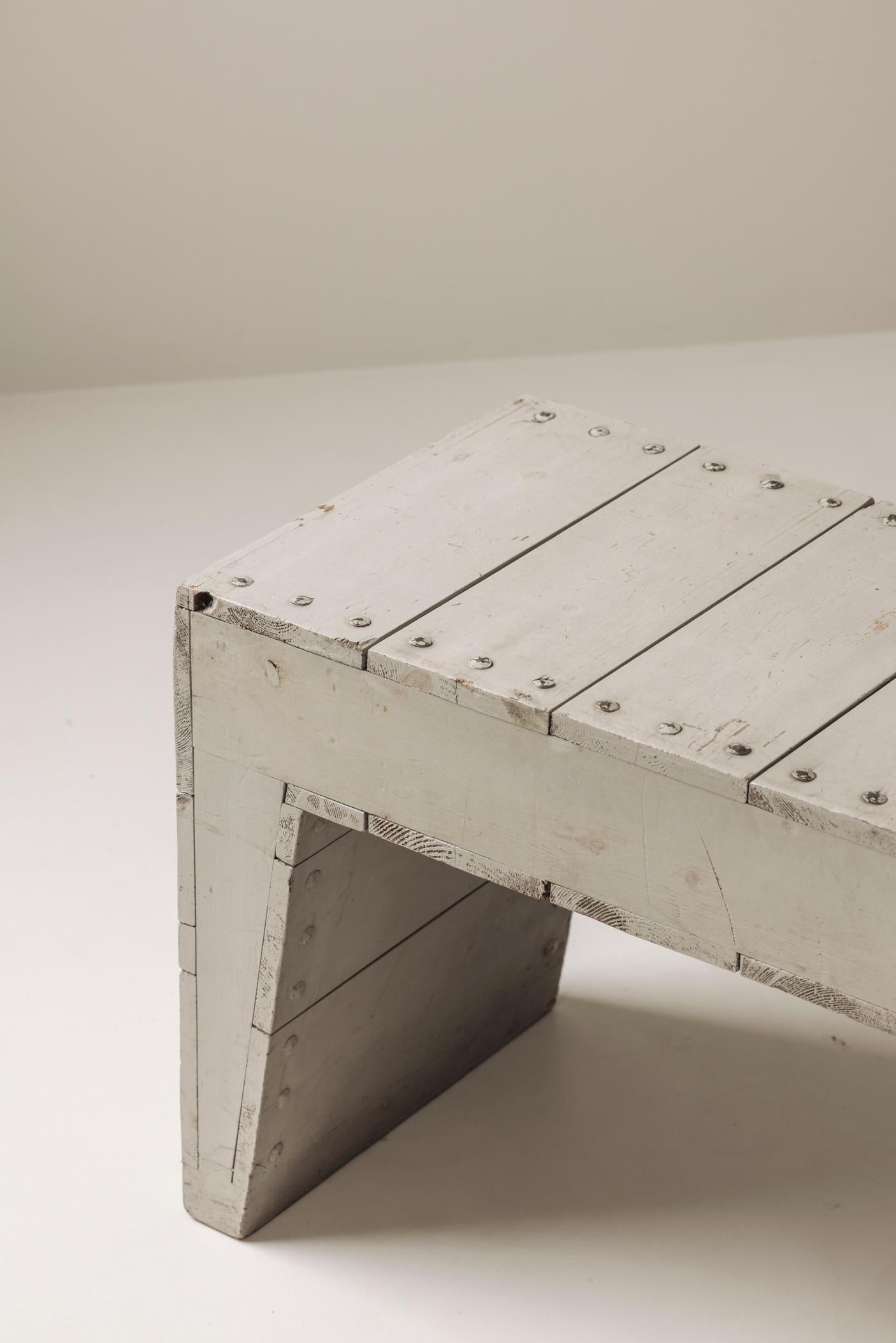 Rare and early Bossche School bench by Dom Hans van der Laan, 1970s. (Ende des 20. Jahrhunderts) im Angebot