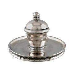 Seltenes und frühes Georg Jensen Tintenfass aus Sterlingsilber mit Glaseinsatz