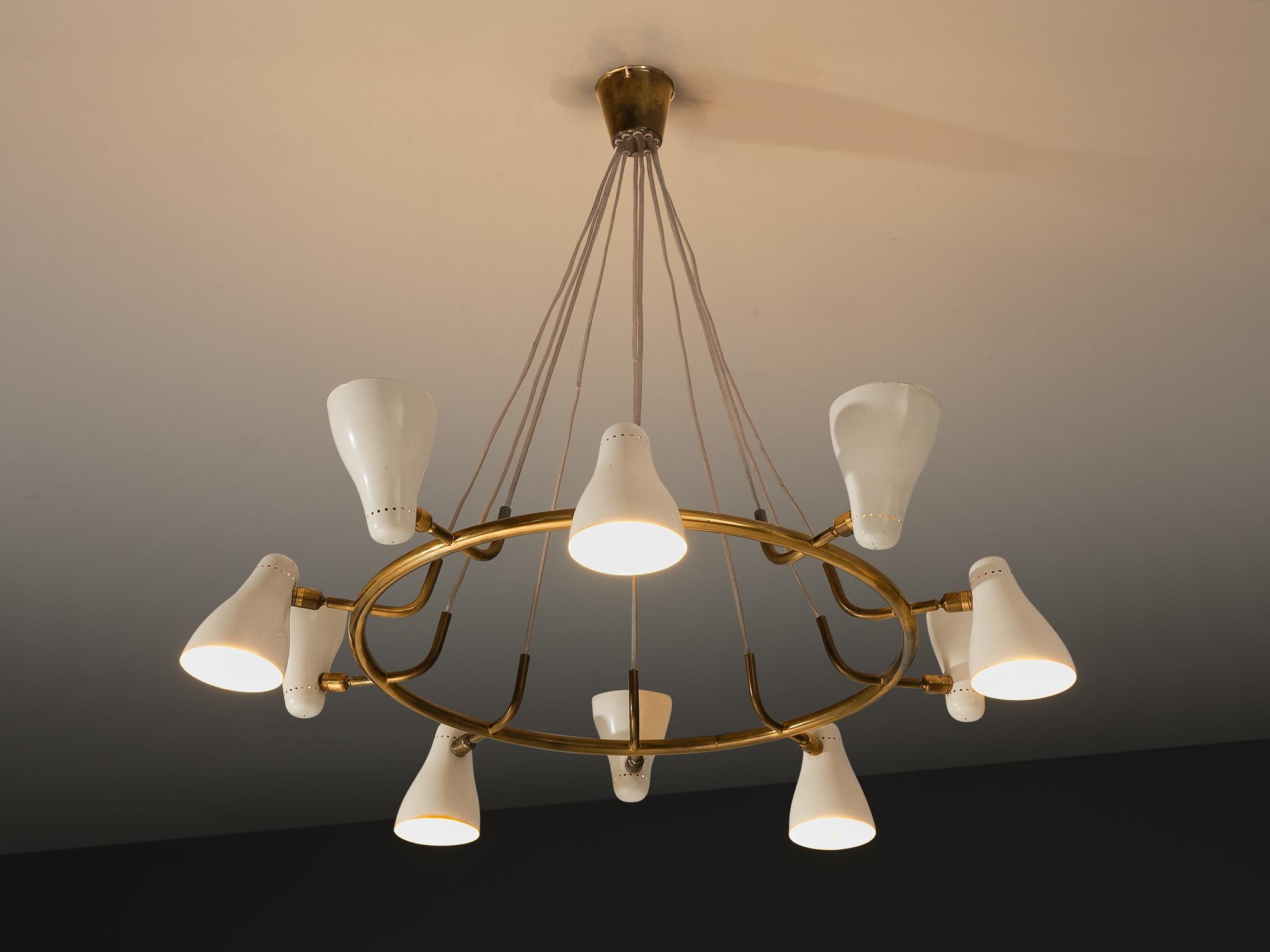 Giuseppe Ostuni pour O-Luce, lustre, modèle '400', laiton, métal émaillé, Italie, 1948

Ce lustre, modèle 