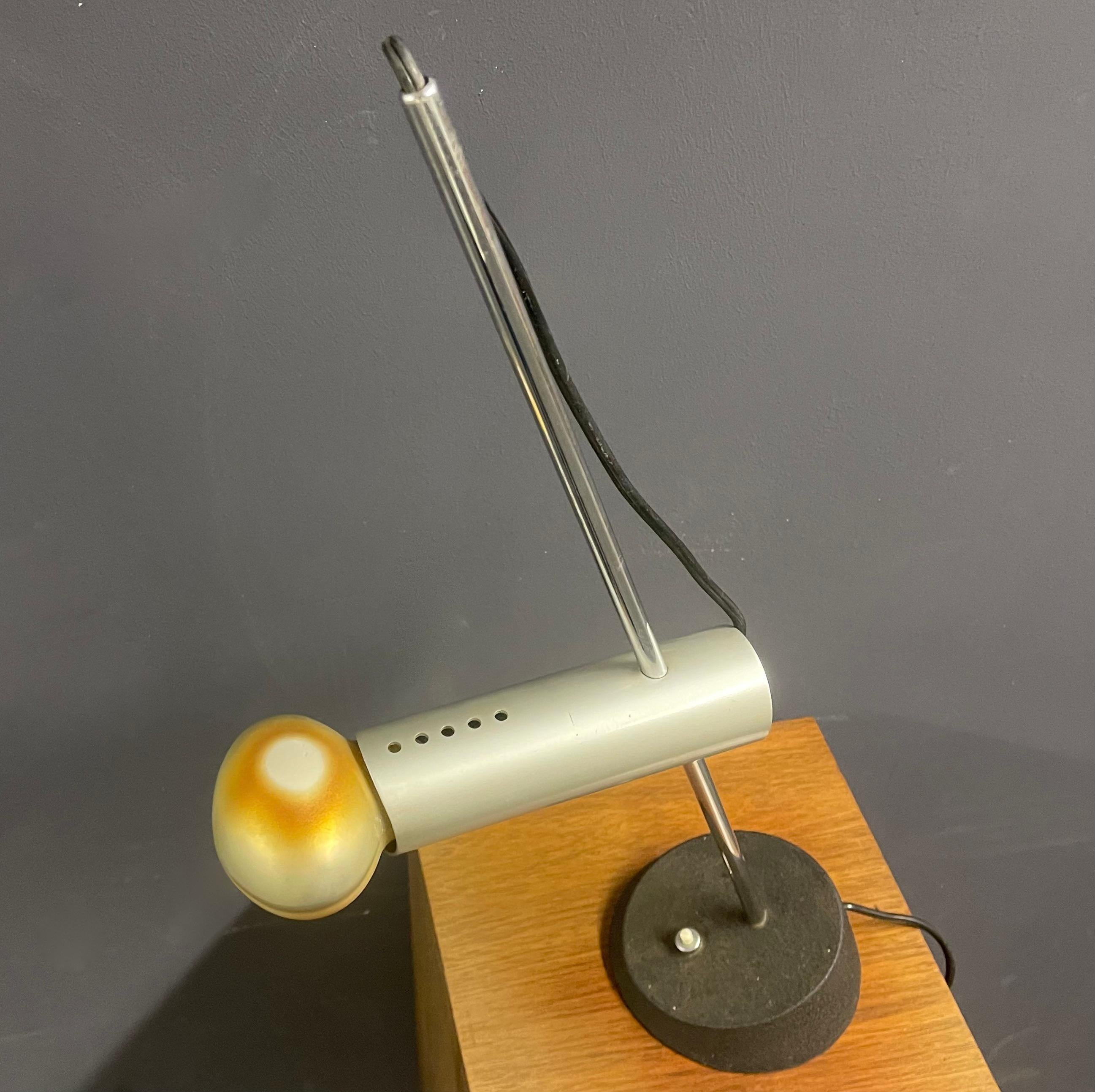 Mid-20th Century Rare and Early No.566 Table Lamp by Gino Sarfatti for Arteluce For Sale
