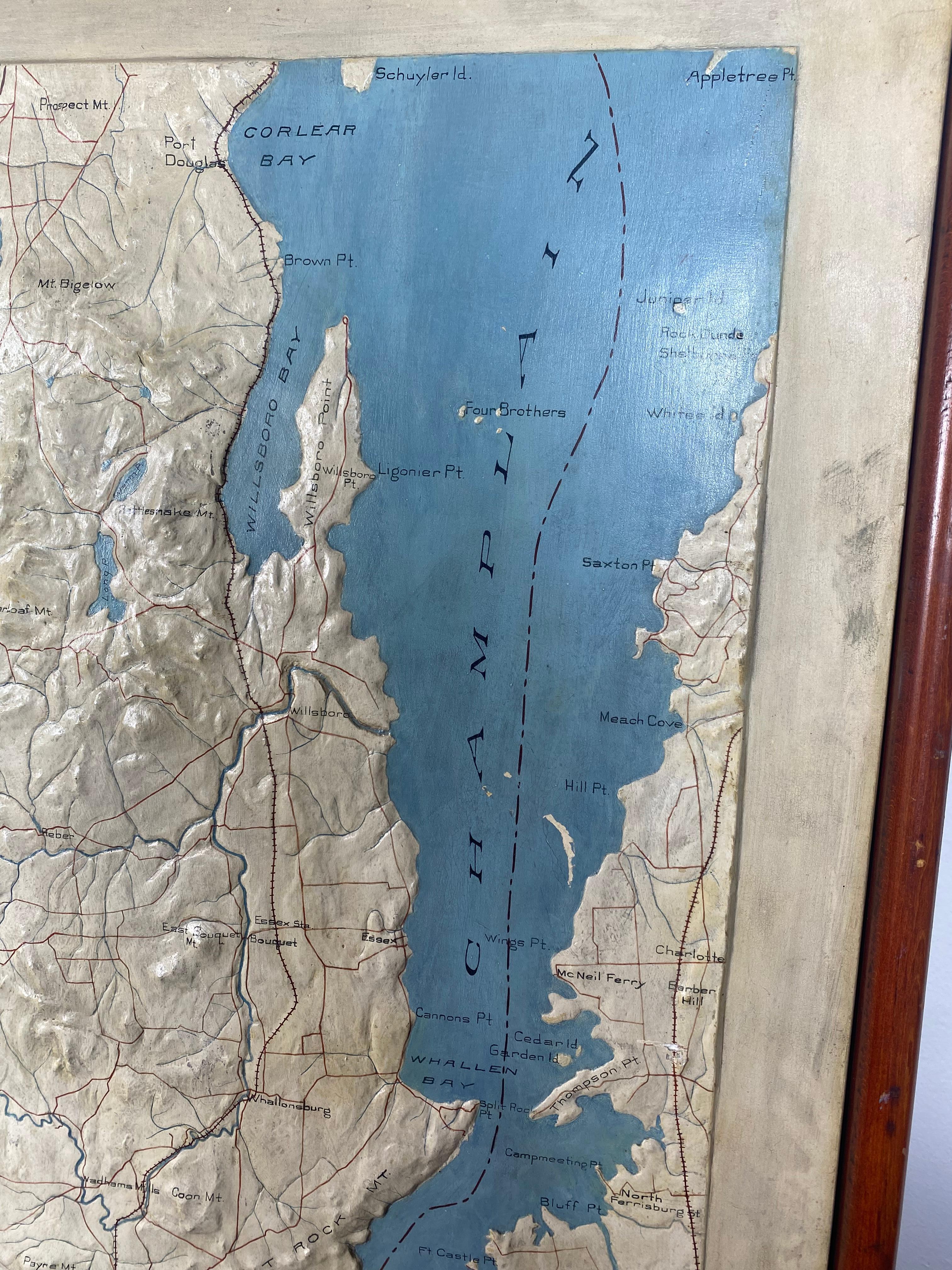 Seltene und frühe Gipsreliefkarte der Adirondack-Gebirge von F J H Merrill im Zustand „Gut“ im Angebot in Buffalo, NY