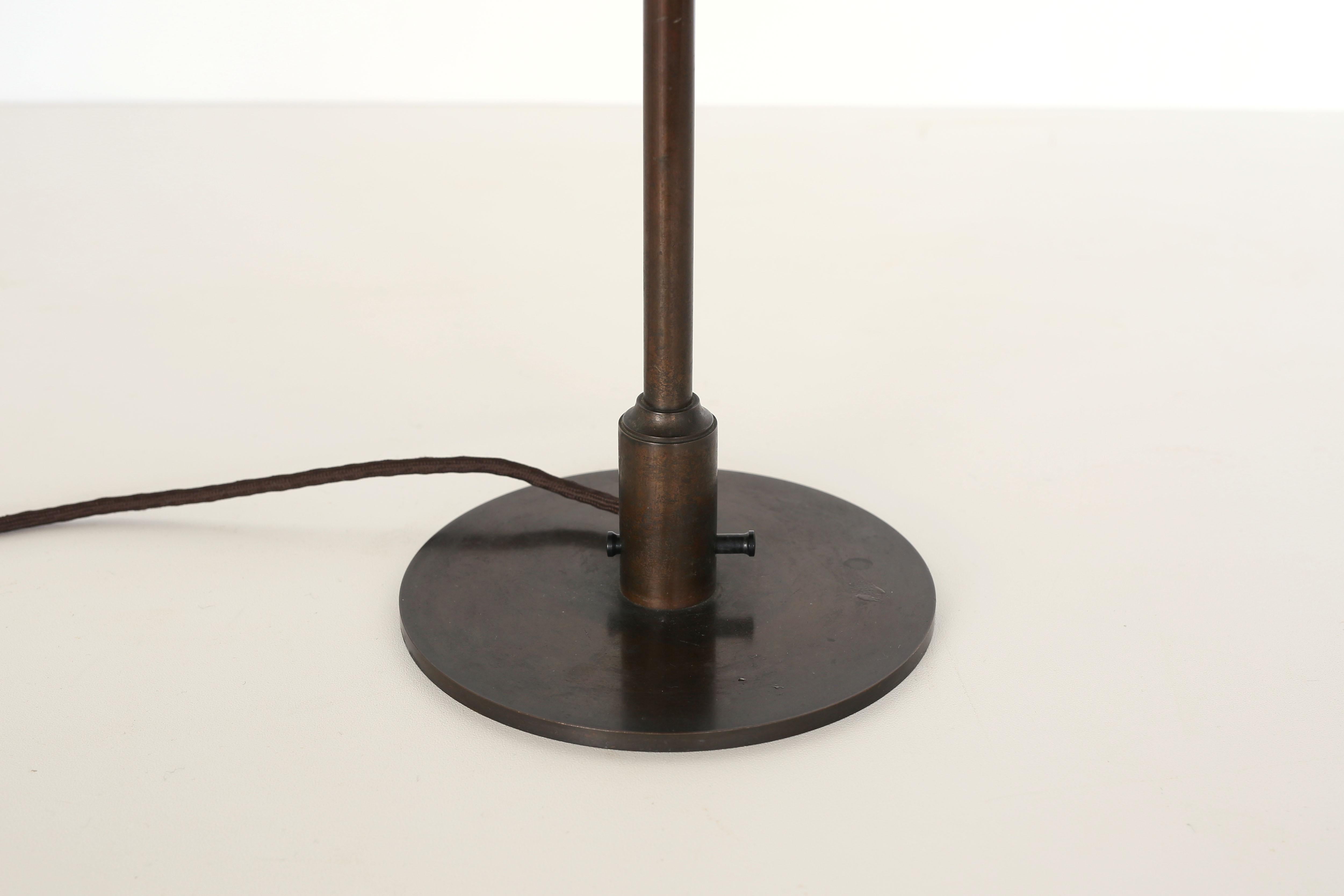 Rara y temprana lámpara de mesa Poul Henningsen PH 4/3, años 30 en Bueno Estado en Copenhagen, DK