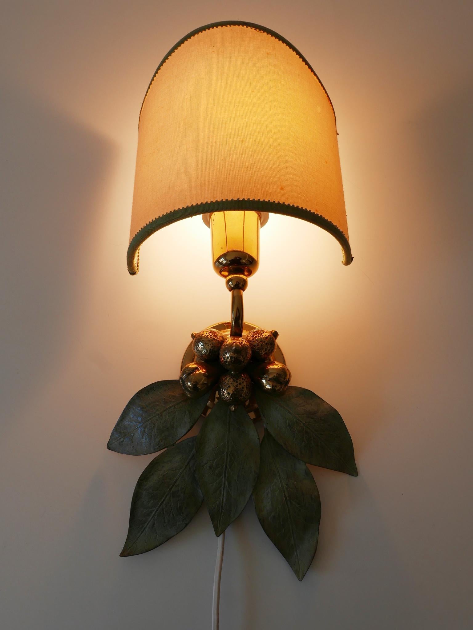 Rare and Elegant Bronze Patinated Brass Sconce Germany 1970s In Good Condition For Sale In Munich, DE