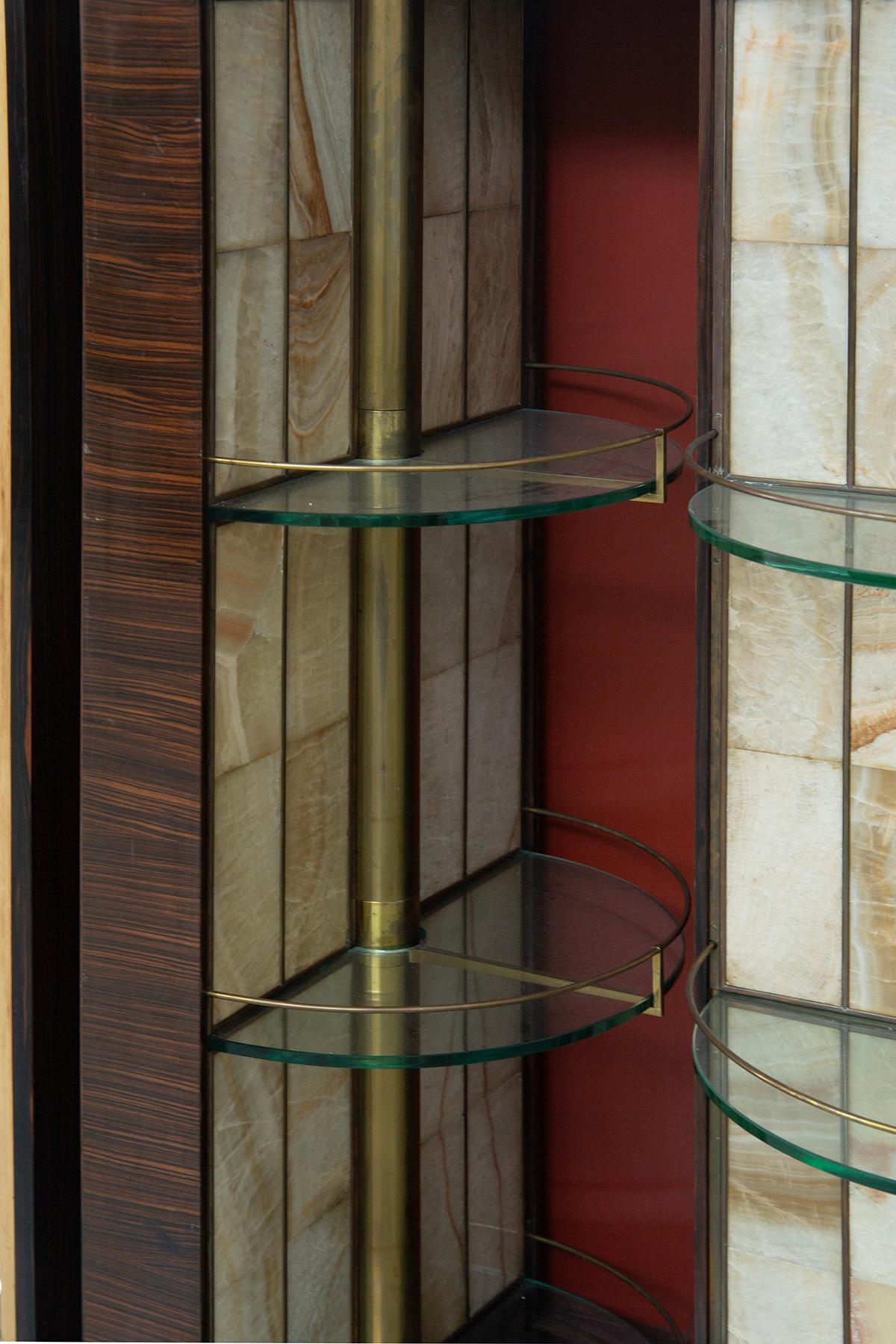 Rare and elegant Italian Art Deco Chinese style Bar cabinet For Sale 8