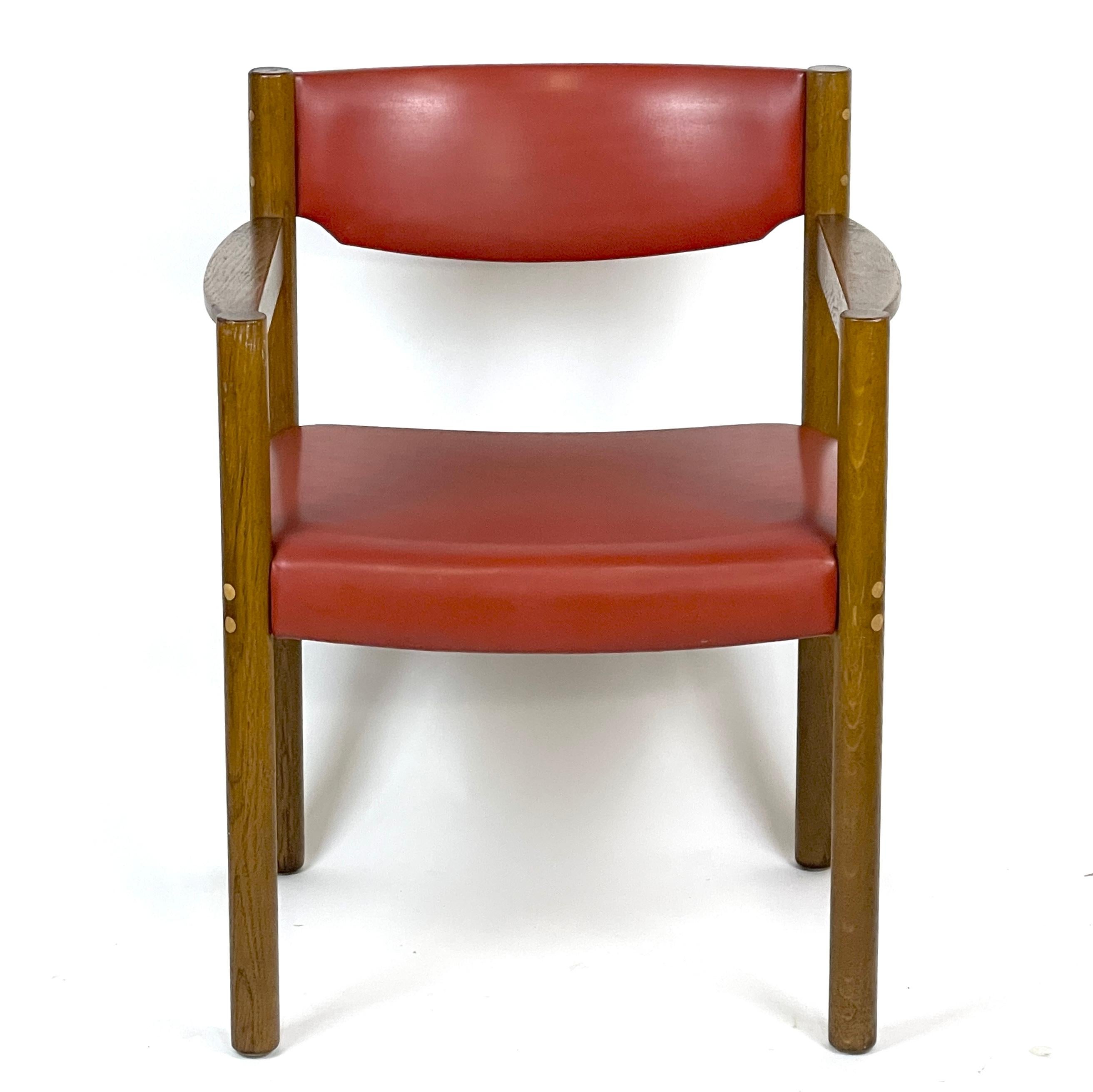 Rare et excellent fauteuil Harvey Probber en chêne et cuir en vente 6