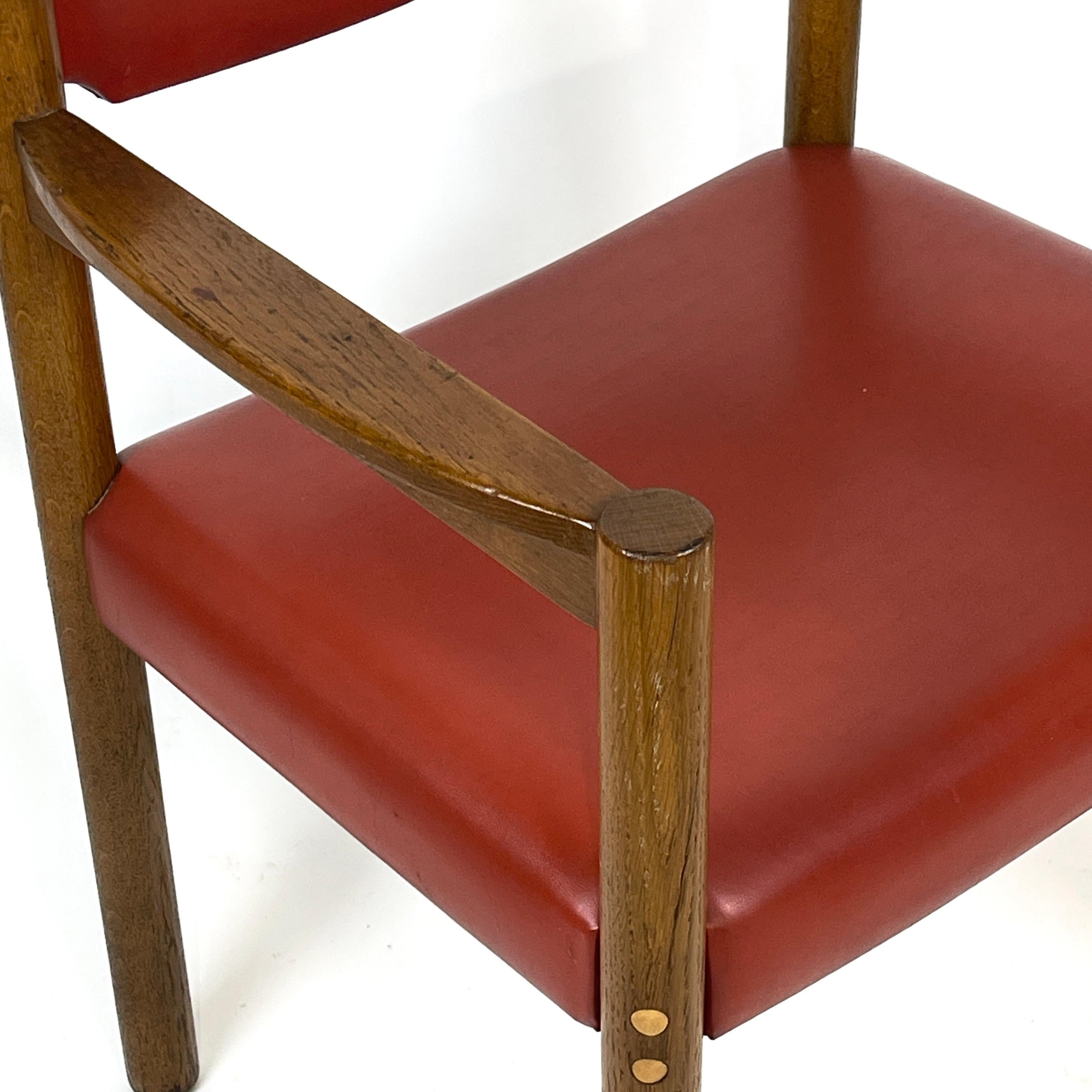 Mid-Century Modern Rare et excellent fauteuil Harvey Probber en chêne et cuir en vente