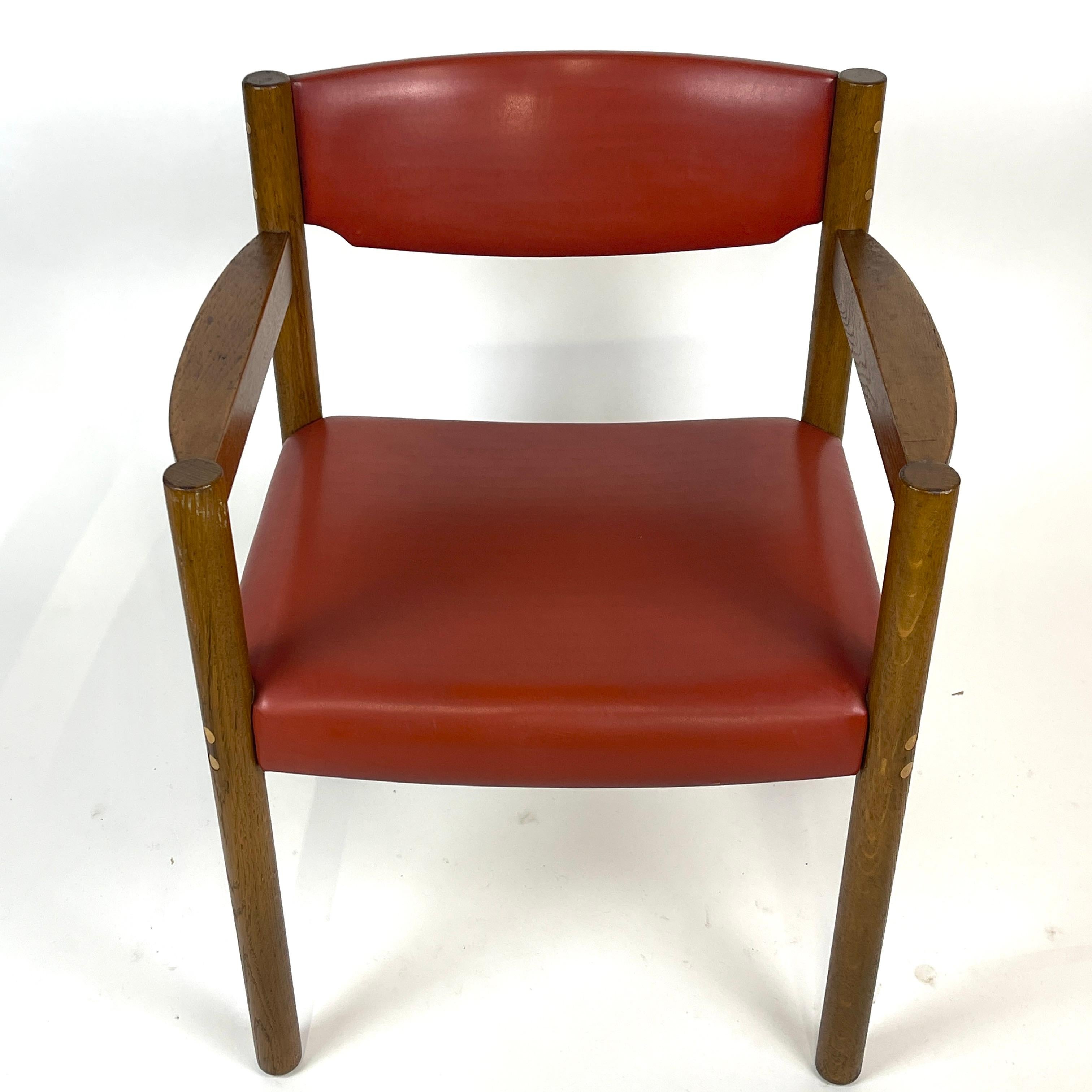 20th Century Rare and Excellent Harvey Probber Oak and Leather Arm Chair For Sale