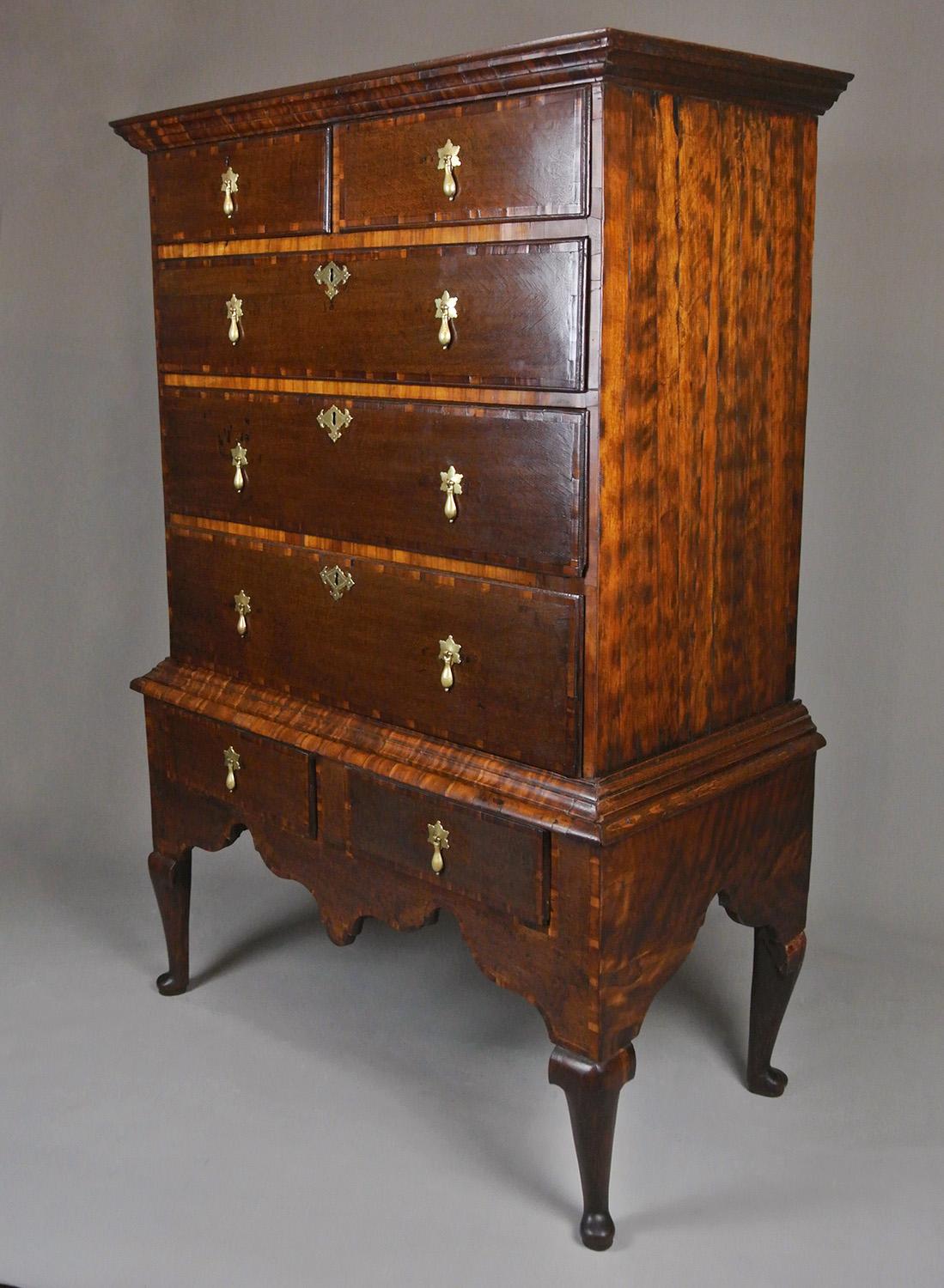 Rare And Exceptional George I Oak And Laburnum Chest On Stand C. 1720 For Sale 2