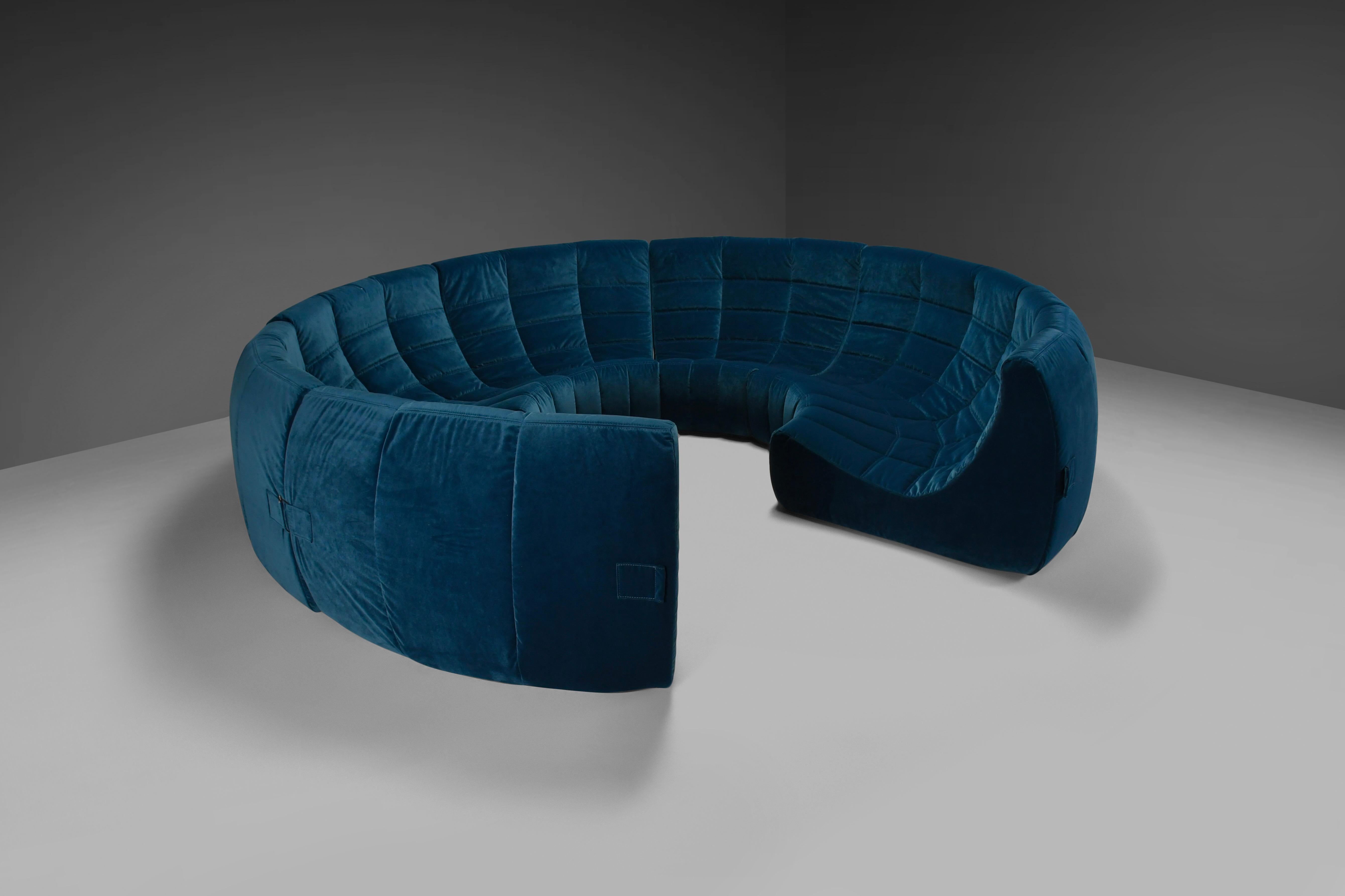 French Rare and Exceptional 'Gilda' Circle Sofa in Velvet by Michel Ducaroy, 1972 For Sale