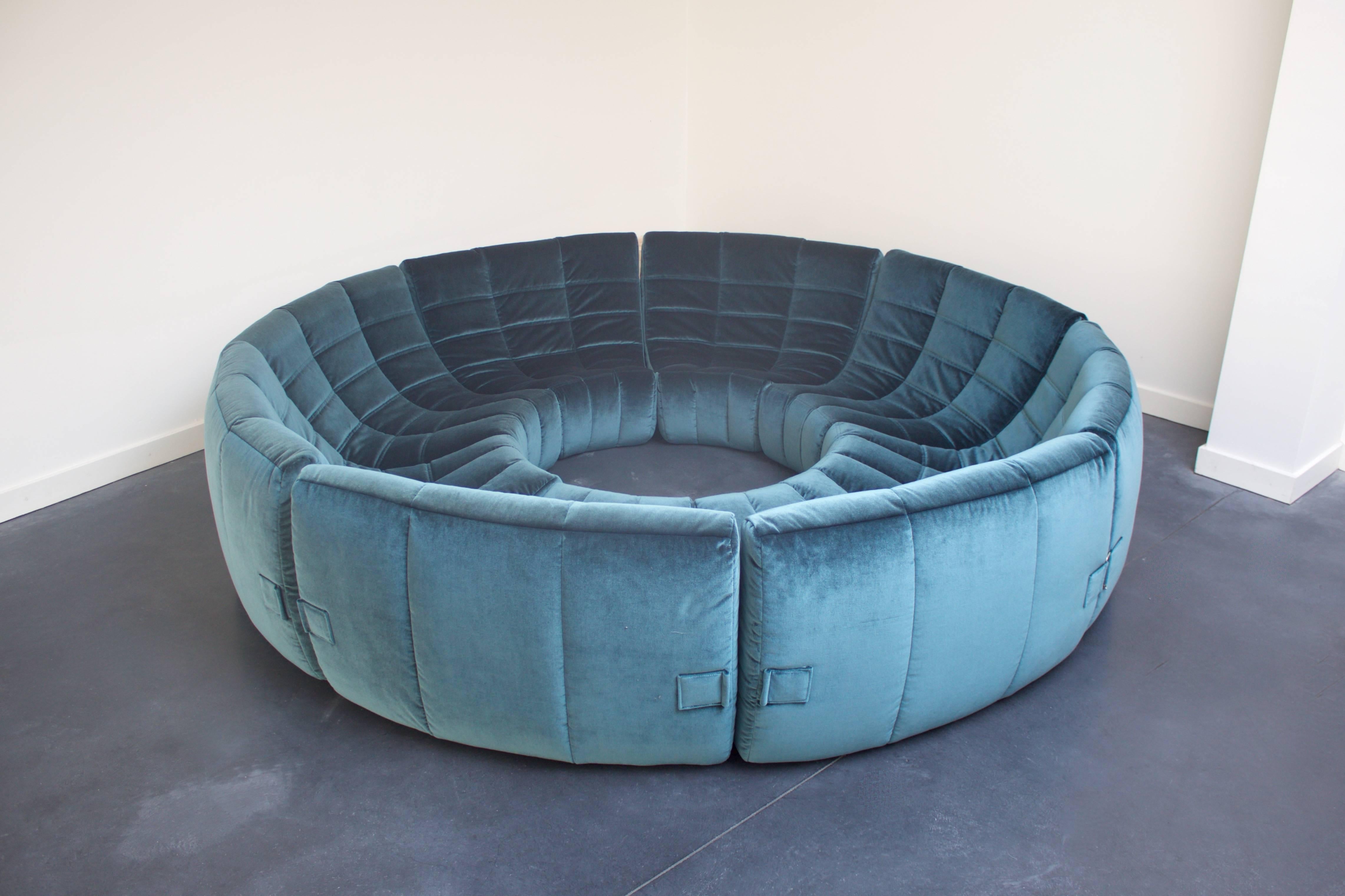 Rare and Exceptional 'Gilda' Circle Sofa in Velvet by Michel Ducaroy, 1972 For Sale 1