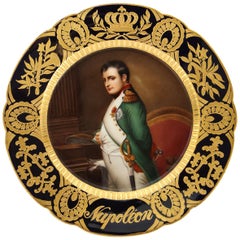 Rare et exceptionnelle assiette en porcelaine royale de Vienne représentant "Napoléon" par Wagner