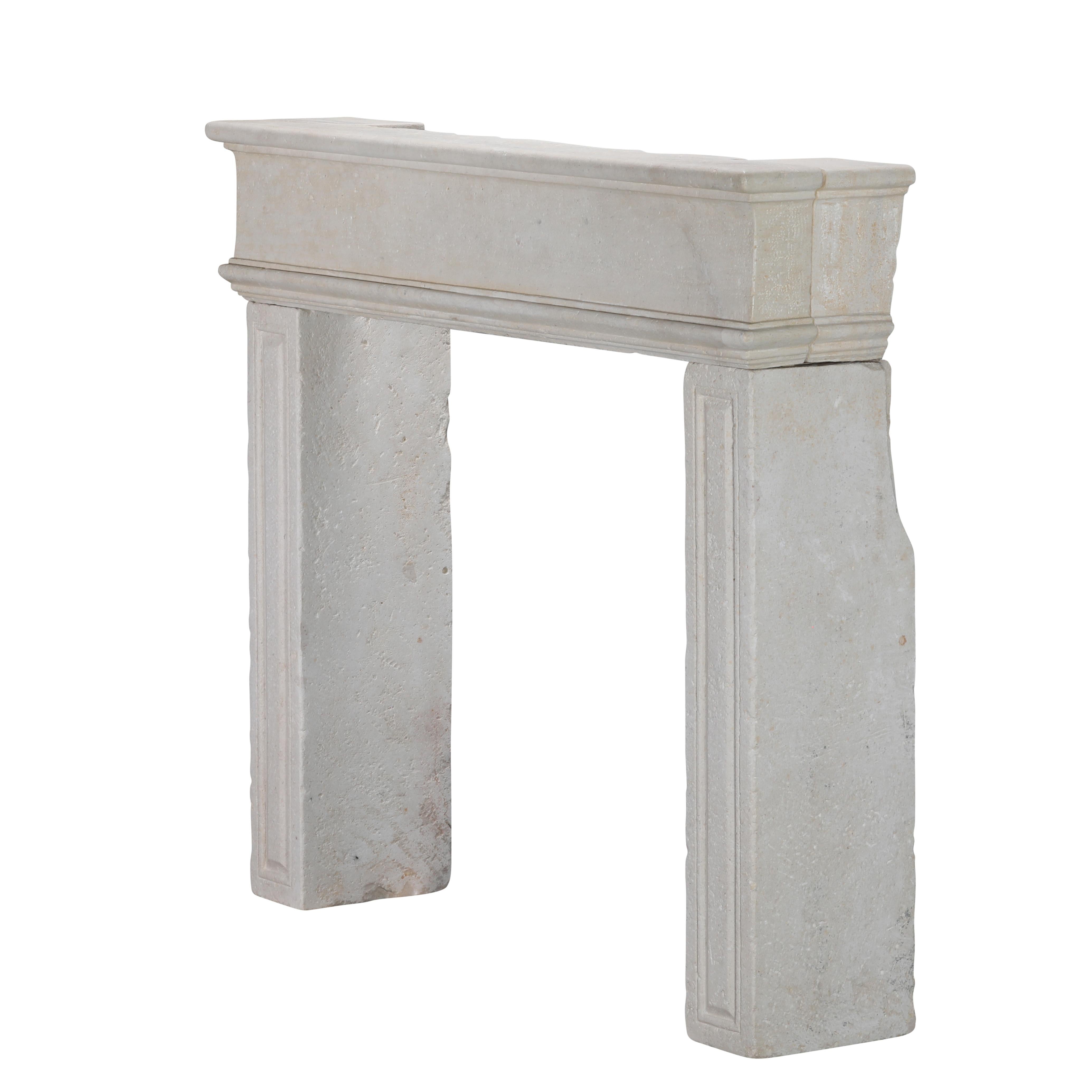 Cheminée ancienne rare et exquise pour rehausser n'importe quelle décoration d'intérieur en vente 2