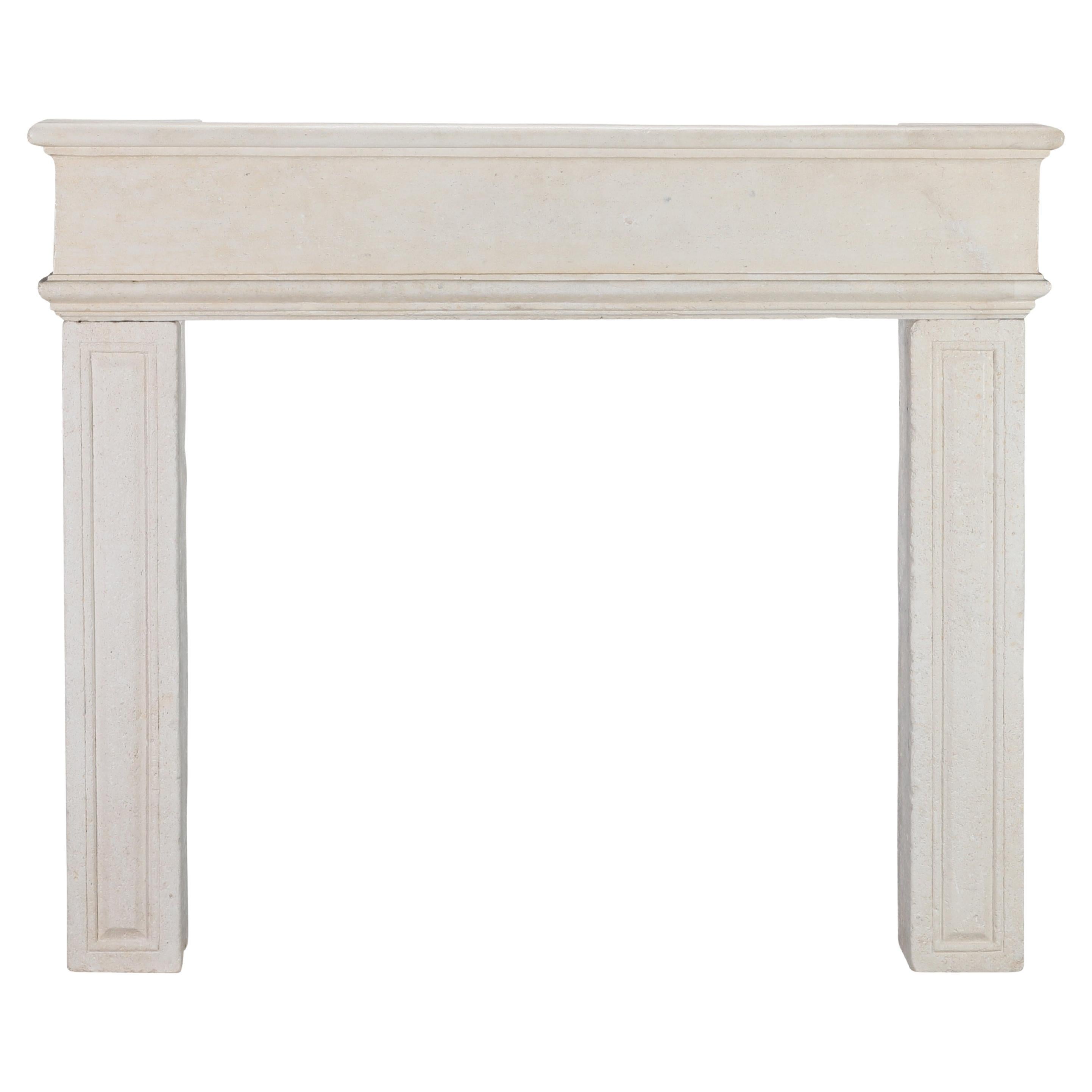 Cheminée ancienne rare et exquise pour rehausser n'importe quelle décoration d'intérieur