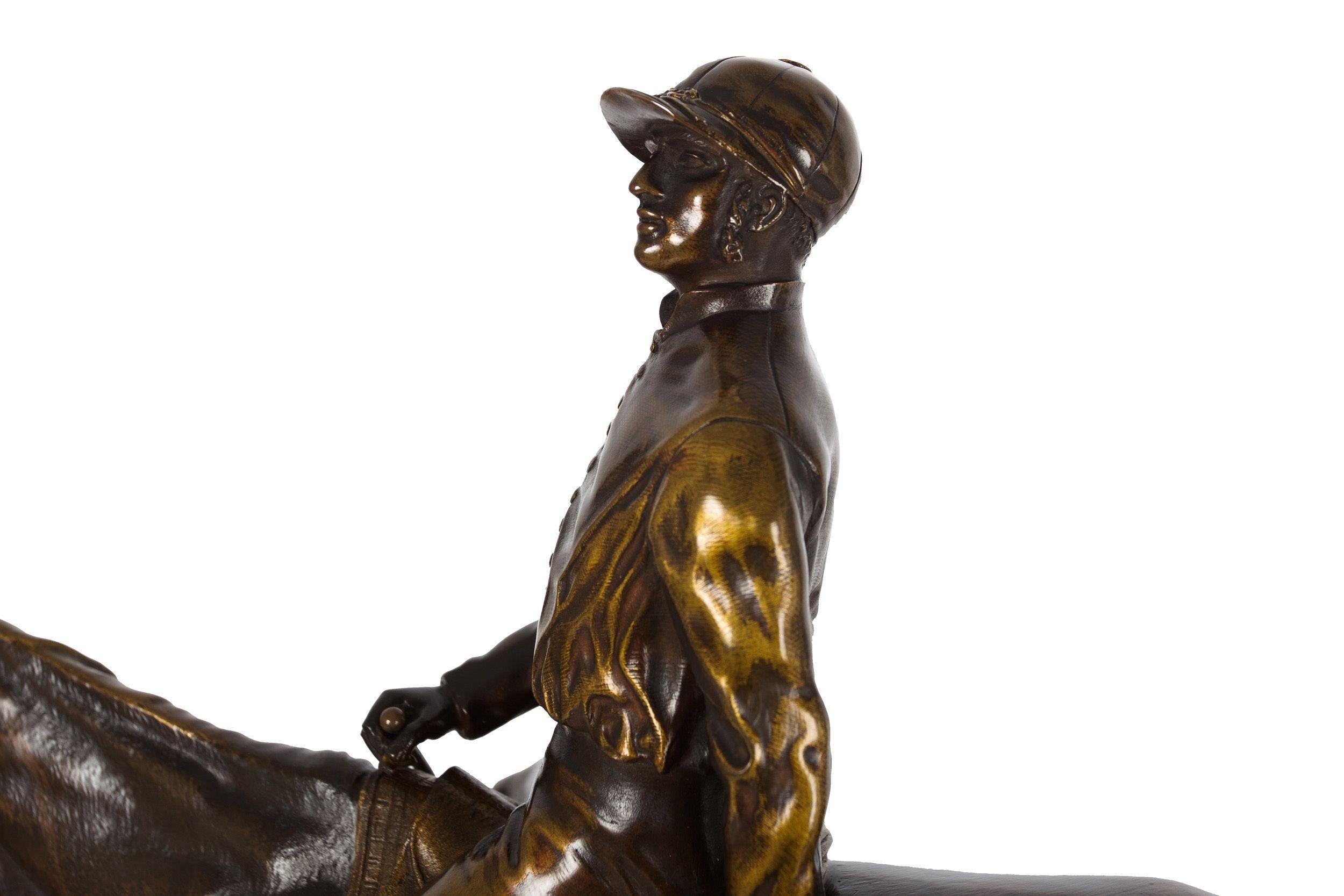 XIXe siècle Rare et belle sculpture ancienne en bronze - Cheval et Jockey par A.E. Dubucand en vente