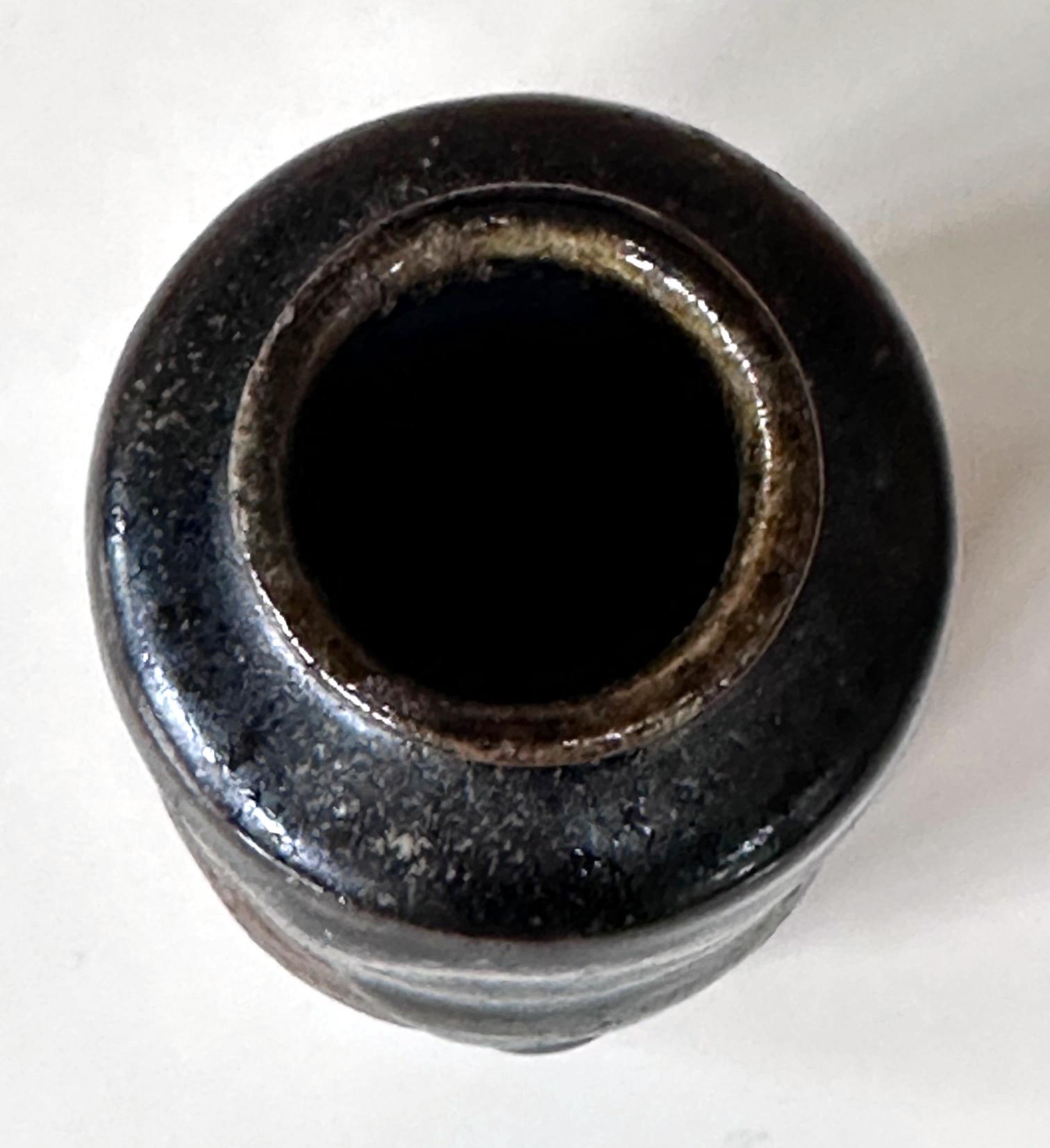Rare and Fine Antique Japanese Ceramic Ko-Satsuma Chaire Tea Caddy en vente 3