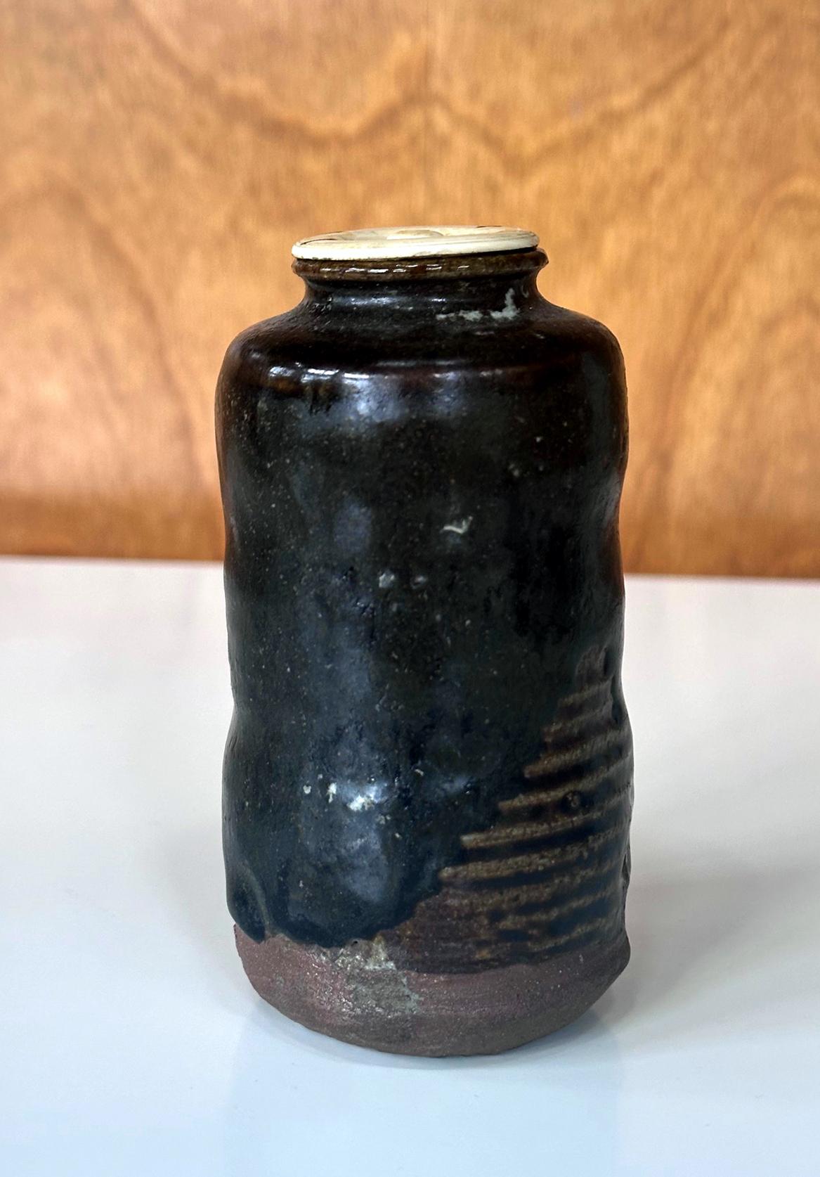 Edo Rare and Fine Antique Japanese Ceramic Ko-Satsuma Chaire Tea Caddy en vente