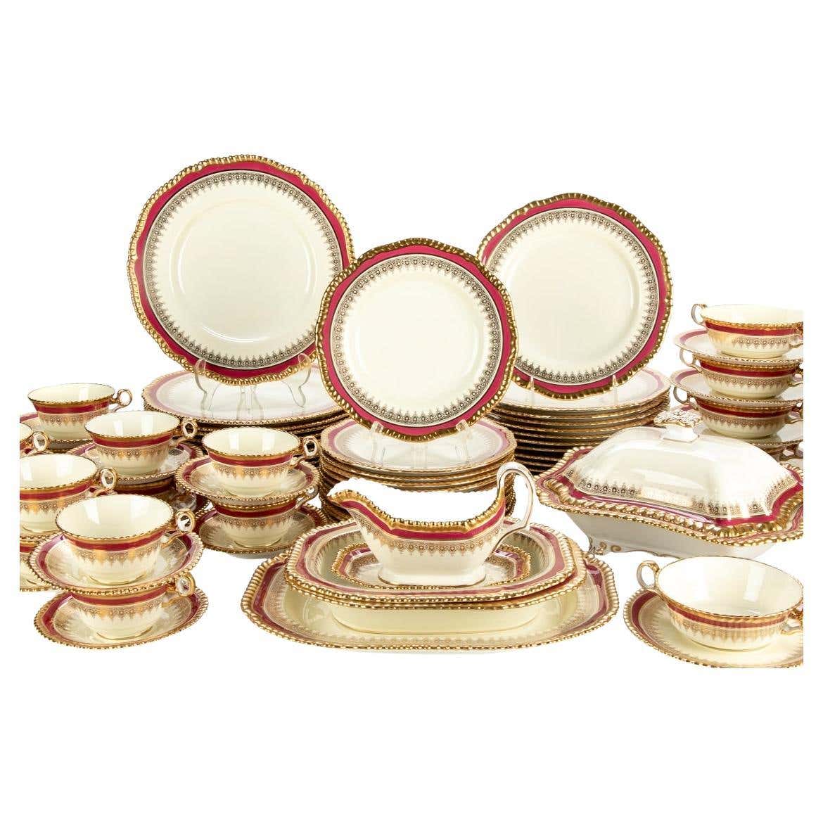 Spode Ware Rare and Fine Copeland Spode Dinnerware Service For 12 For Sale at 1stDibs