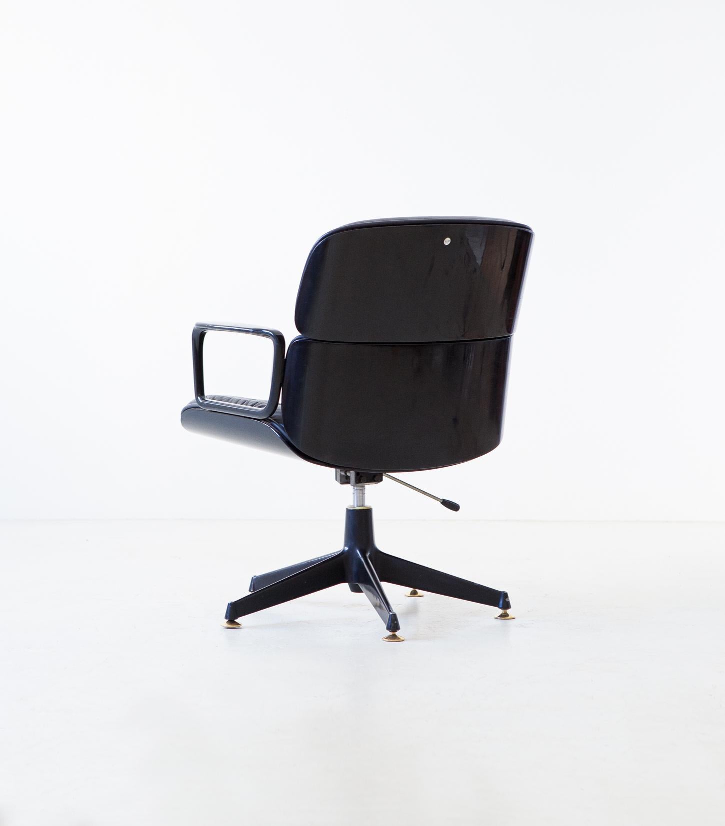 Mid-Century Modern Fully Restored Executive Desk Chair by Ico Parisi for MIM Roma