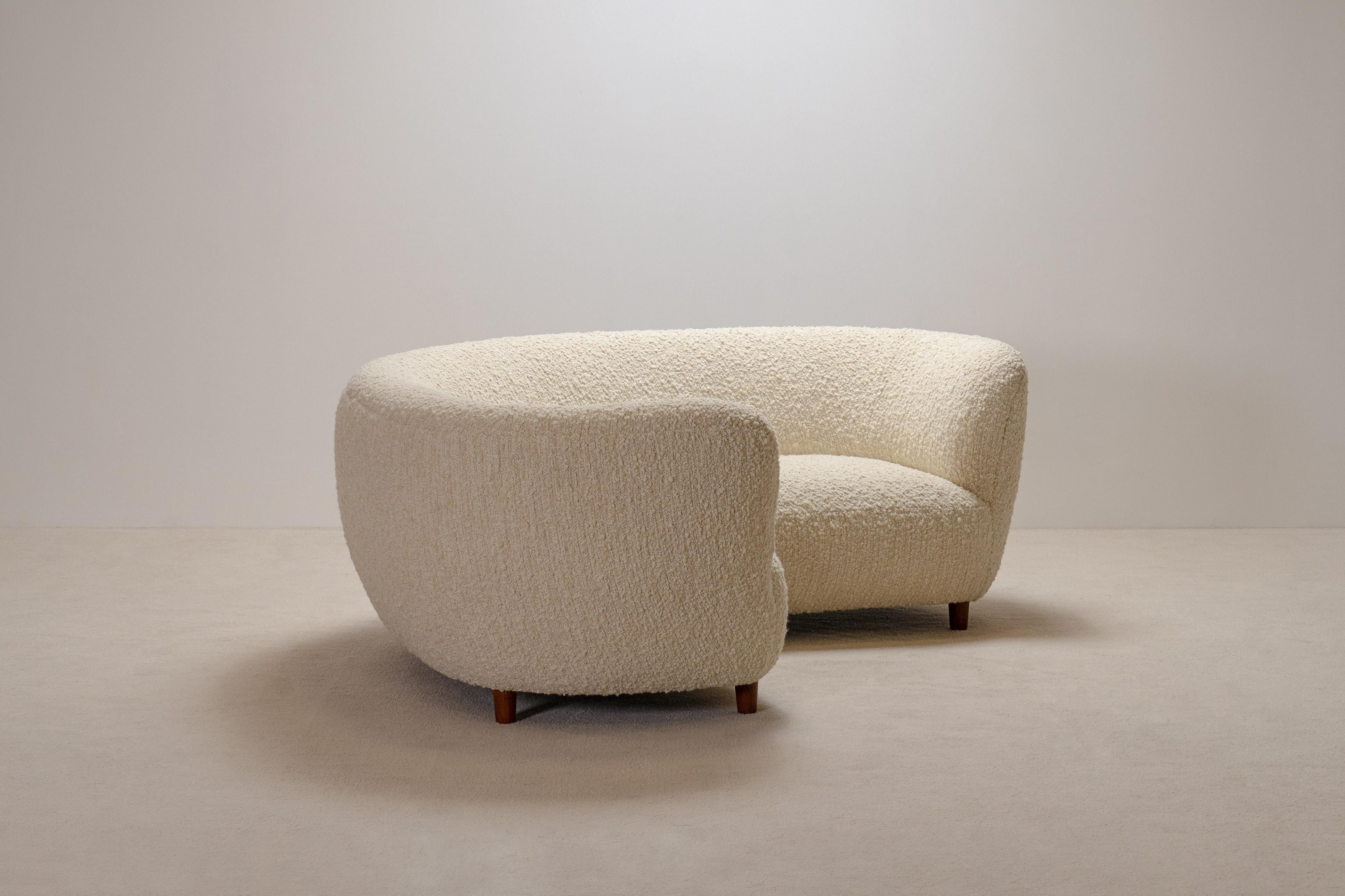 Rare and Gorgeous Danish Curved Sofa from the 1940s. Newly Uphostered. In Excellent Condition In Paris, FR