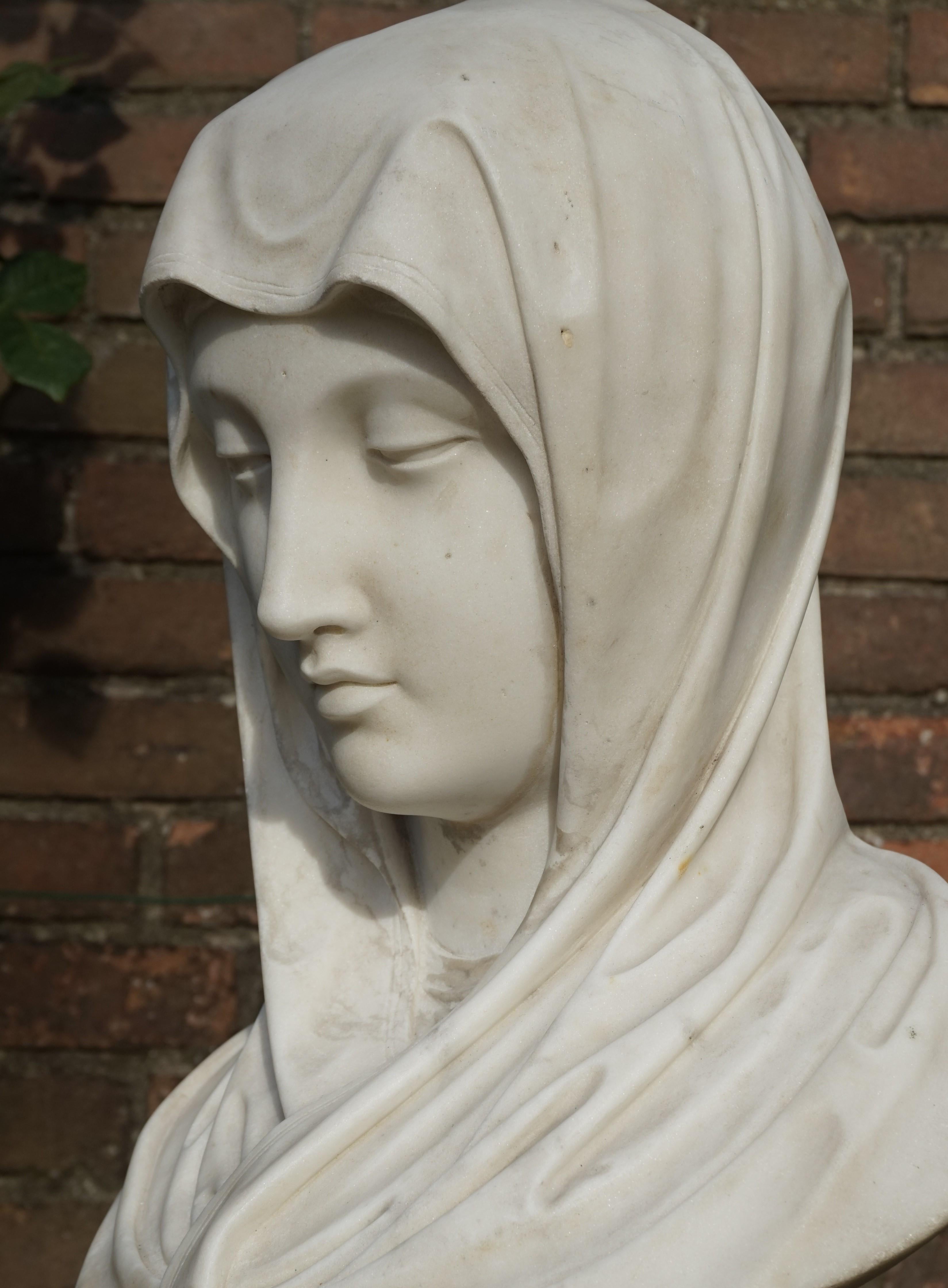 marble mary sculpture