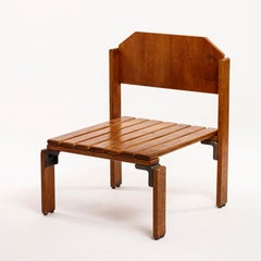 Raras e icónicas sillas bajas grandes de Georges Candilis y Anja Blomstedt