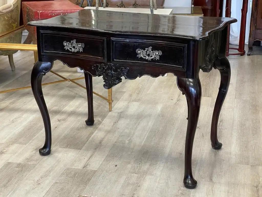 Rare and Important 18th Century Portuguese Console Made of Brazilian Rosewood In Good Condition For Sale In Charlottesville, VA