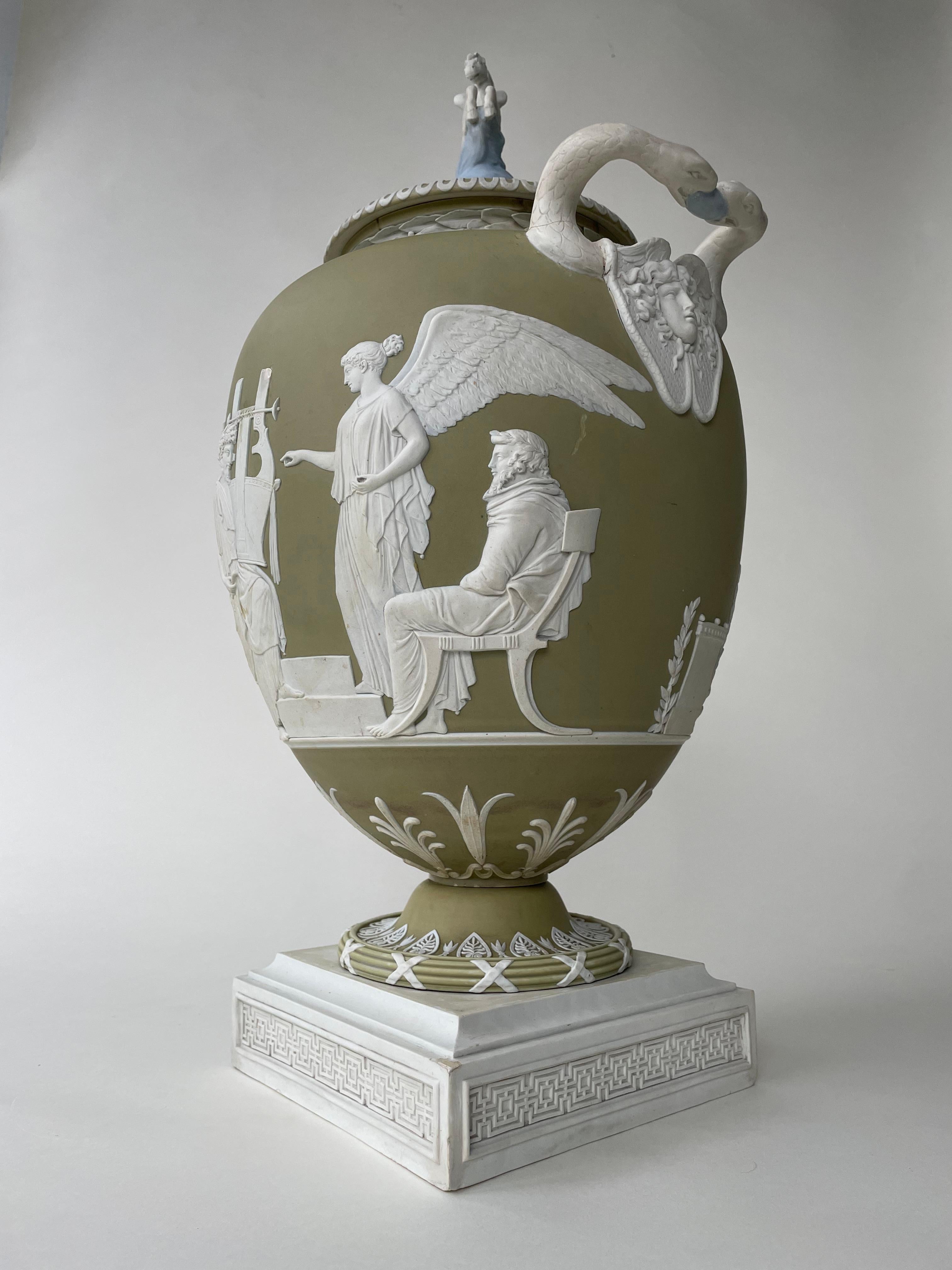 Jarrón Pegaso de primera edición, gres jaspeado tricolor de Wedgwood, c. 1786 en venta 1
